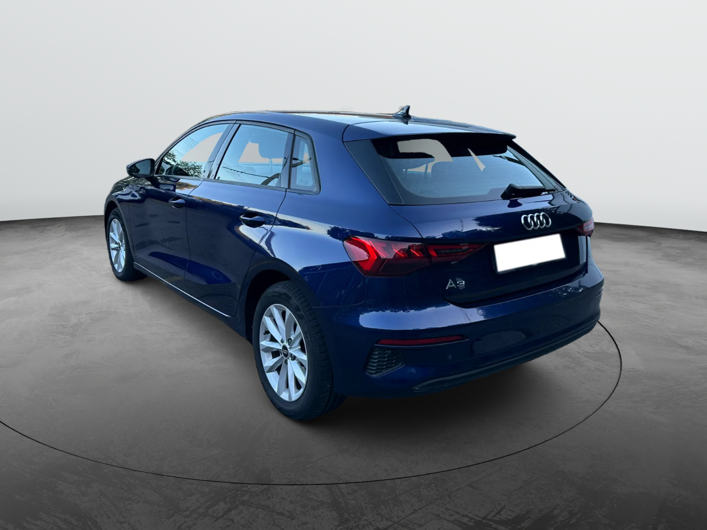 AUDI A3 Sportback 35 TFSI Attraction S-tronic-image-2