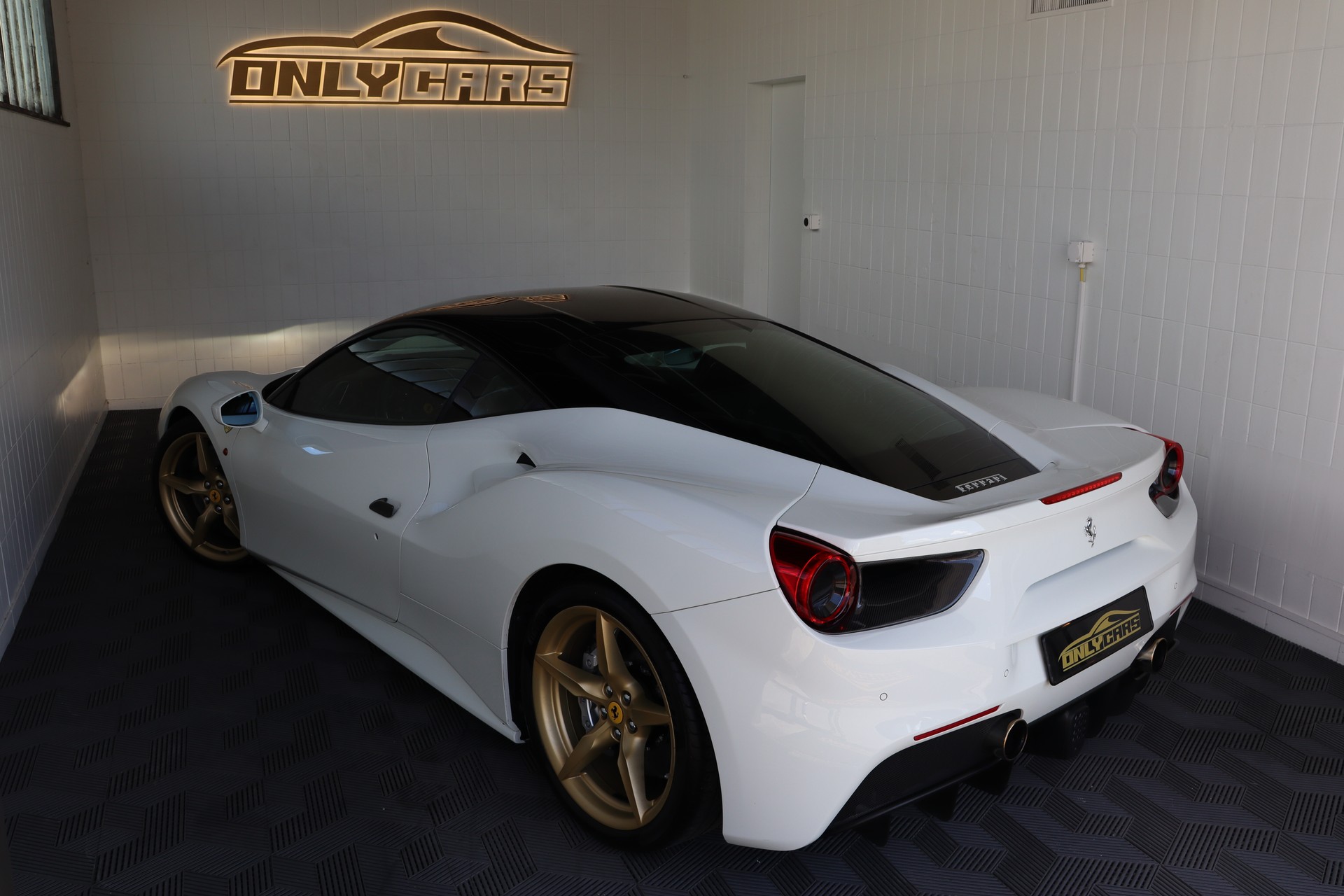 FERRARI 488 GTB 3.9 V8-image-8