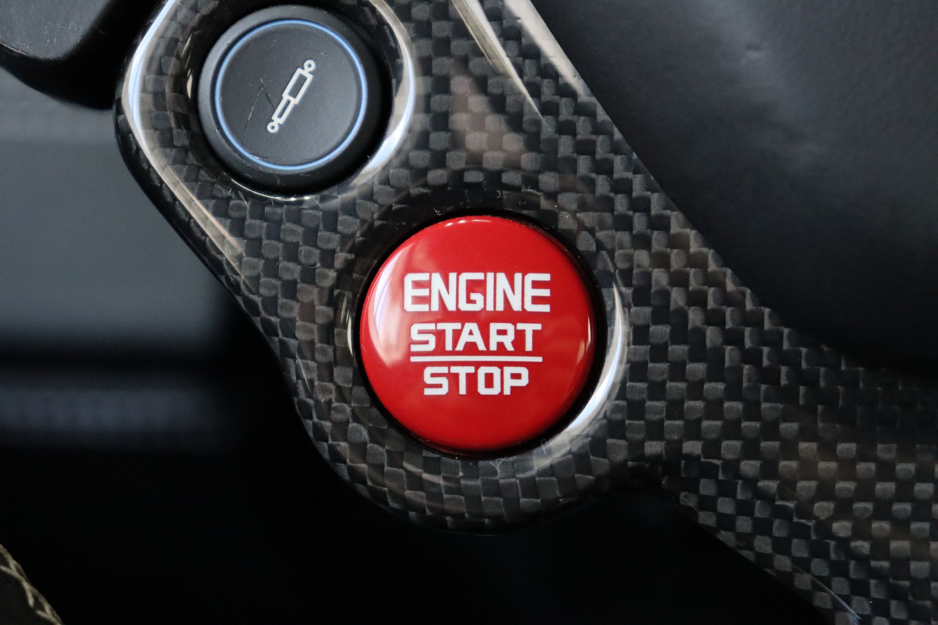 FERRARI 488 GTB 3.9 V8-image-22