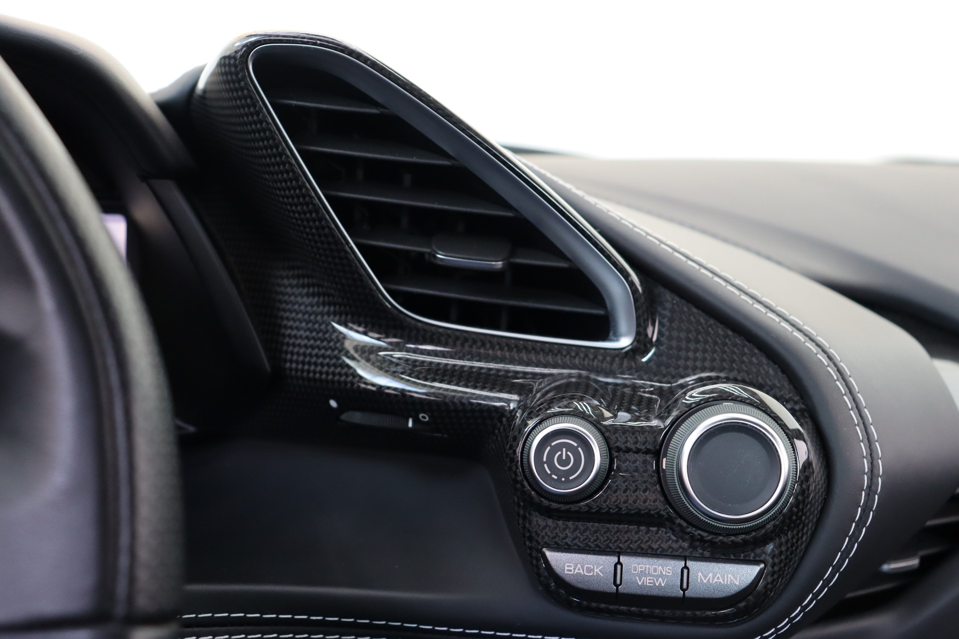FERRARI 488 GTB 3.9 V8-image-25