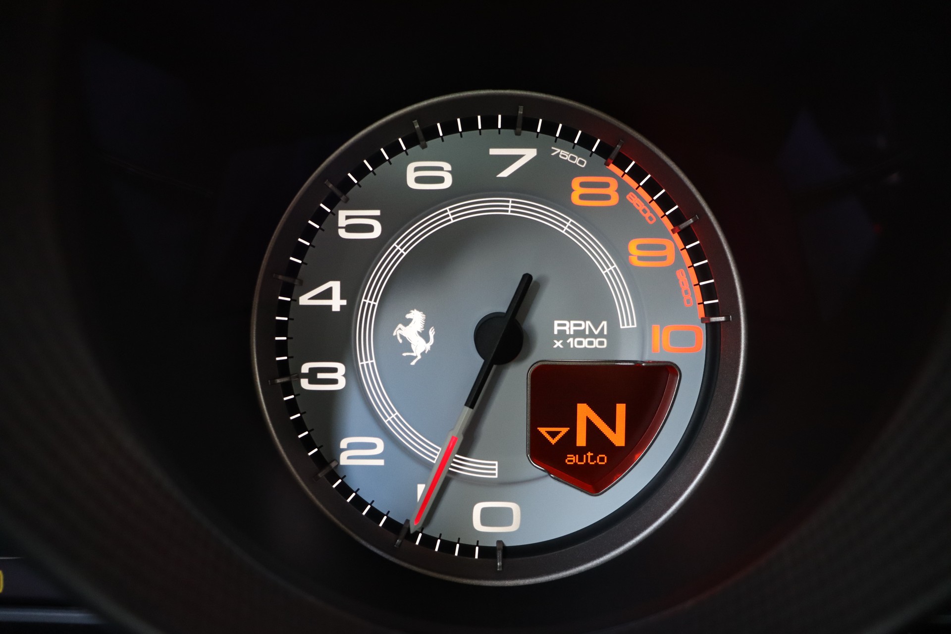 FERRARI 488 GTB 3.9 V8-image-23