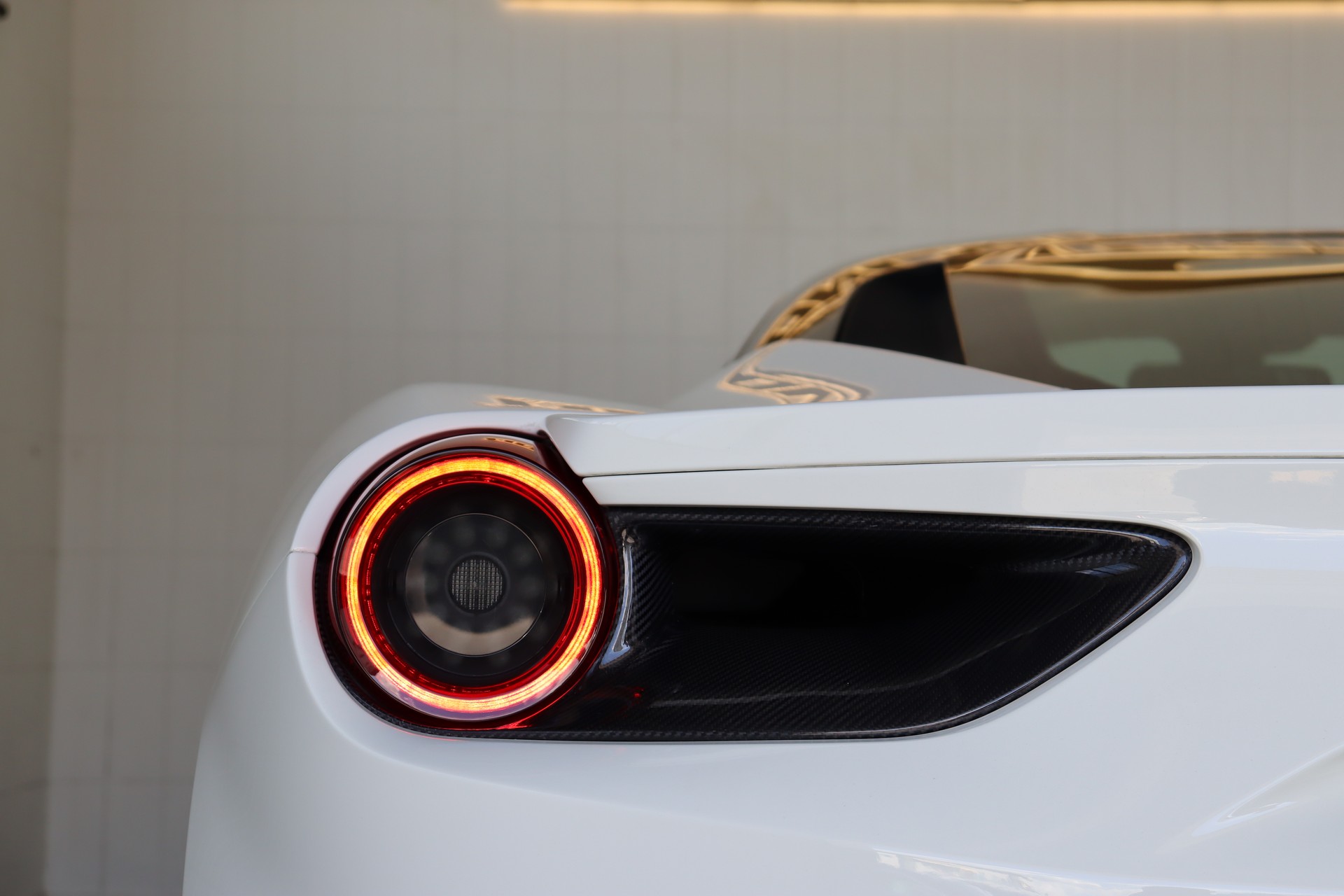 FERRARI 488 GTB 3.9 V8-image-10