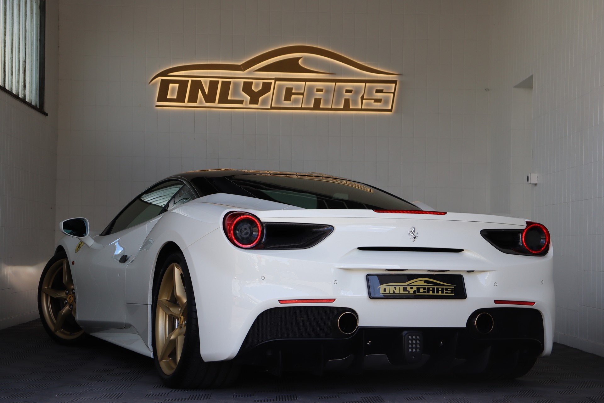 FERRARI 488 GTB 3.9 V8-image-6