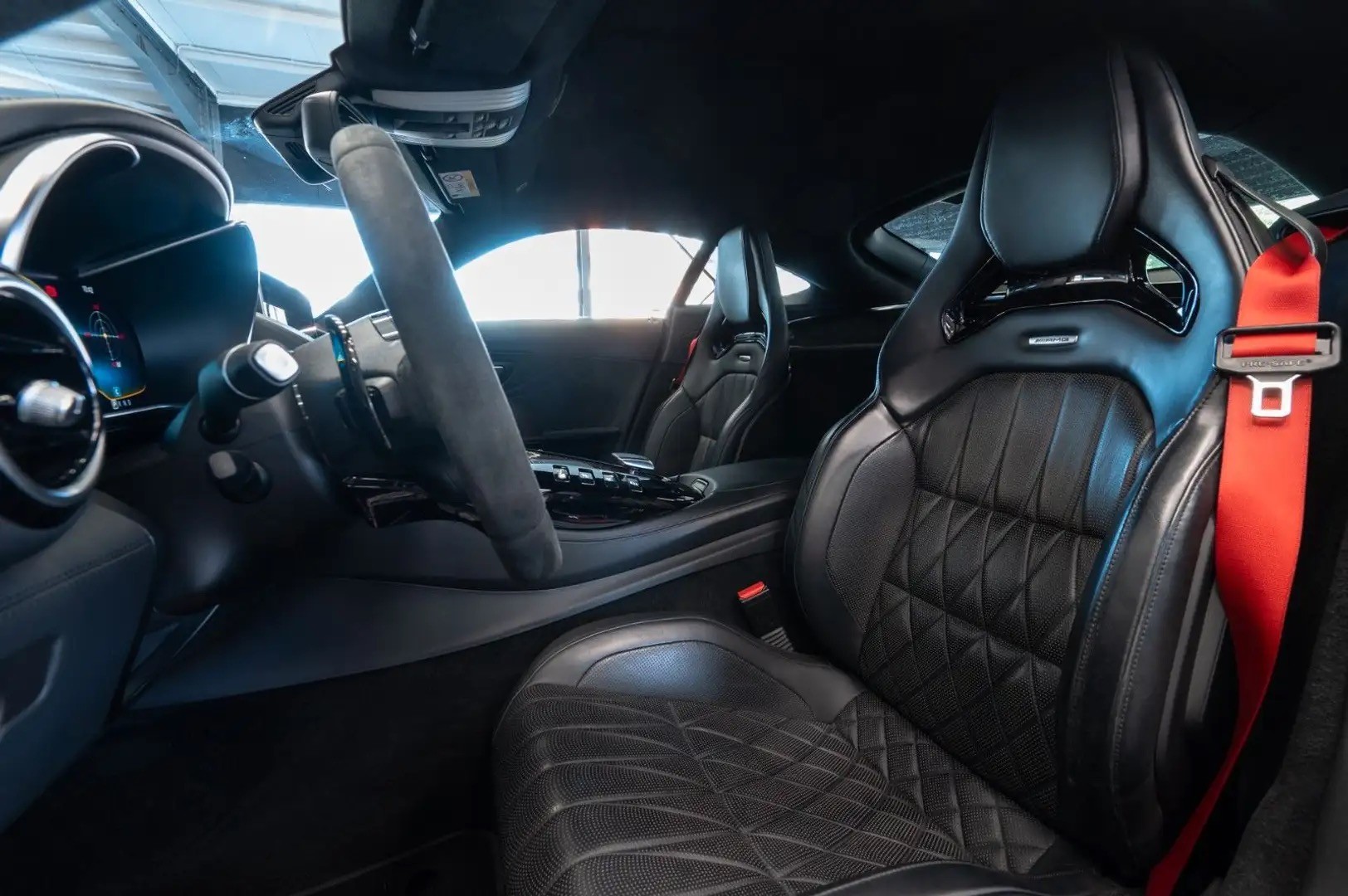 MERCEDES-BENZ Mercedes-Benz AMG GT 4.0 V8|AMG PERF.AGA+SITZE|CARBONDACH|MATT-image-11
