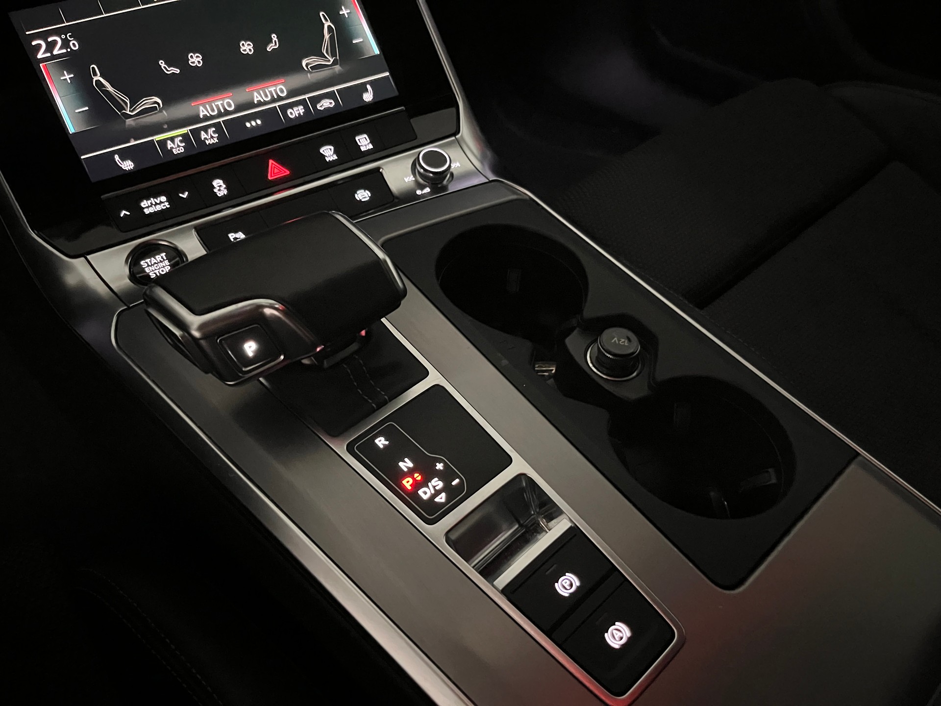 AUDI A6 Avant 40 TDI Sport S-tronic * S-LINE SPORTPAKET - S-LINE EXTERIEURPAKET - MILDHYBRID DIESEL/ELEKTRO *-image-15