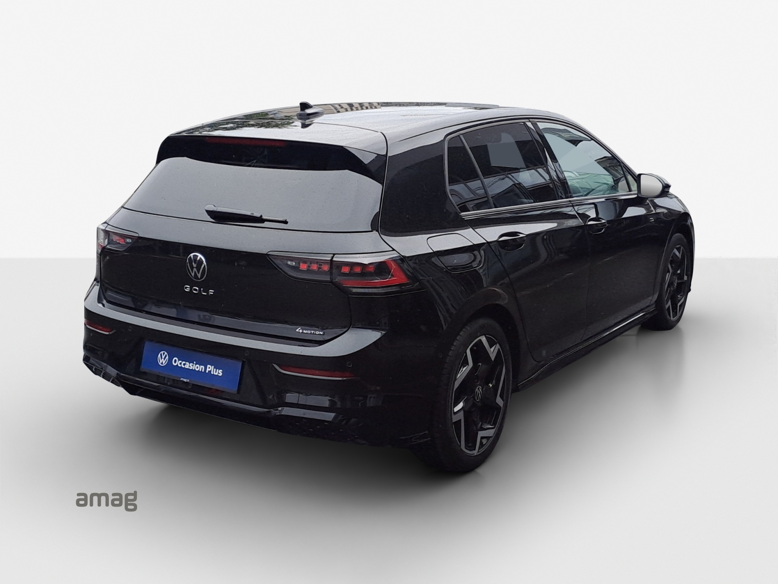 VW Golf 2.0 TSI R-Line DSG 4 Motion-image-4