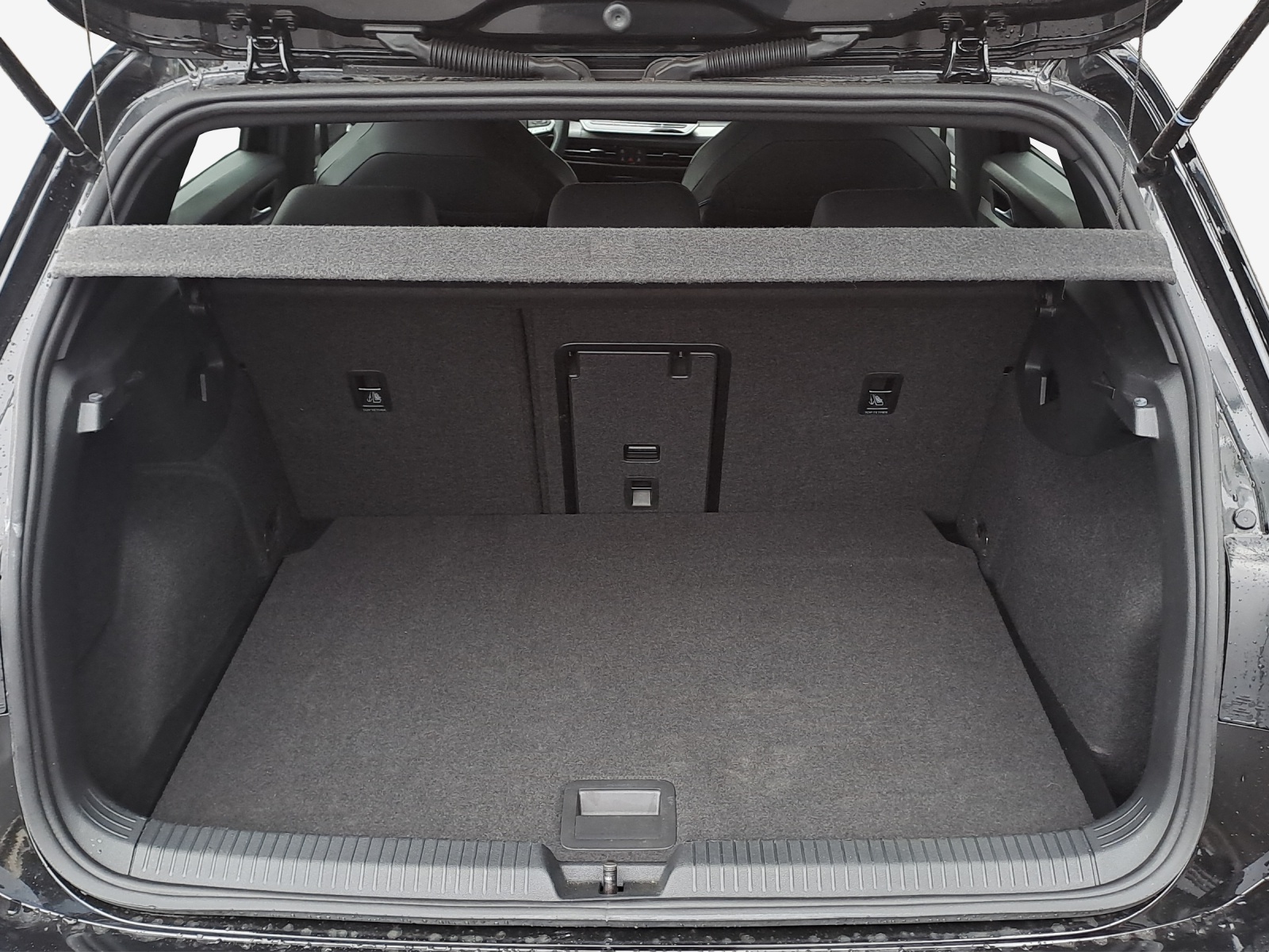 VW Golf 2.0 TSI R-Line DSG 4 Motion-image-12
