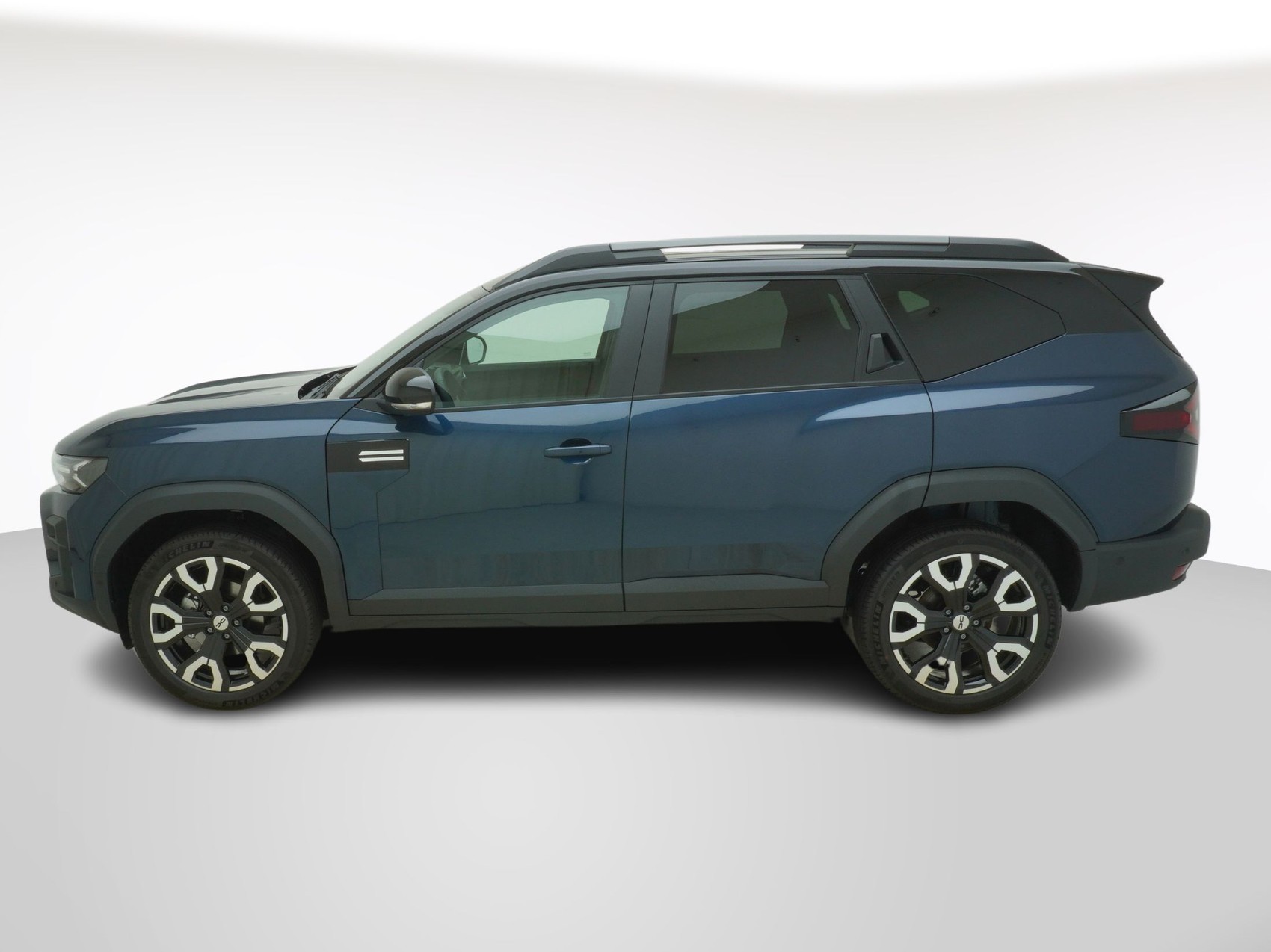 DACIA Bigster 1.8 Hybrid Journey-image-1