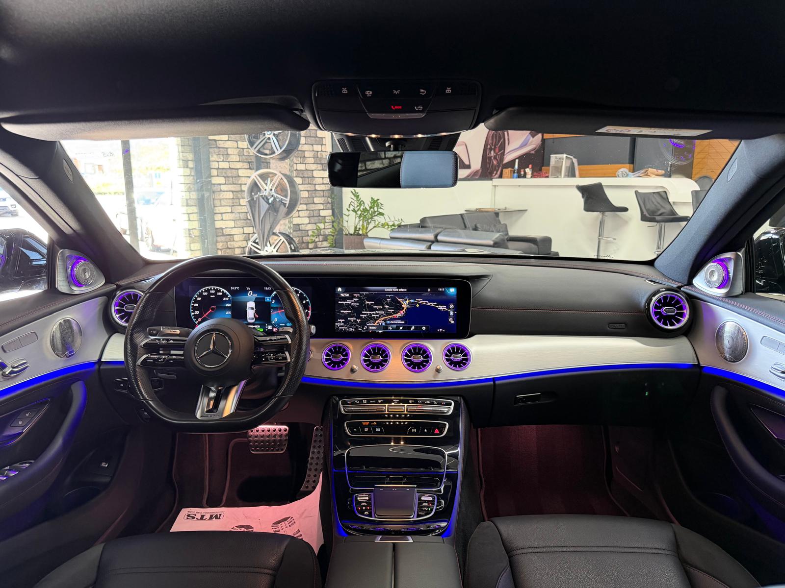 MERCEDES-BENZ AMG E 53 Limited Blue&Black Performance 4Matic+ Speedshift 9G-TCT-image-11