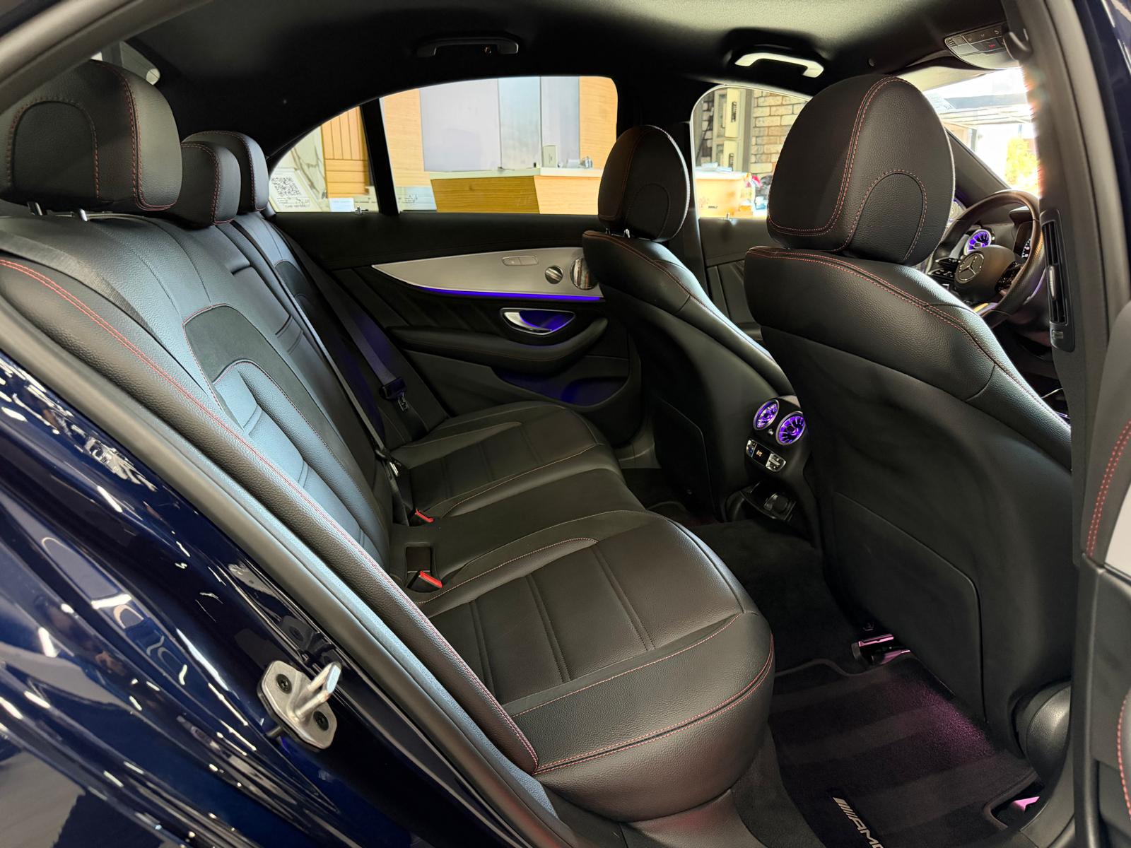 MERCEDES-BENZ AMG E 53 Limited Blue&Black Performance 4Matic+ Speedshift 9G-TCT-image-14
