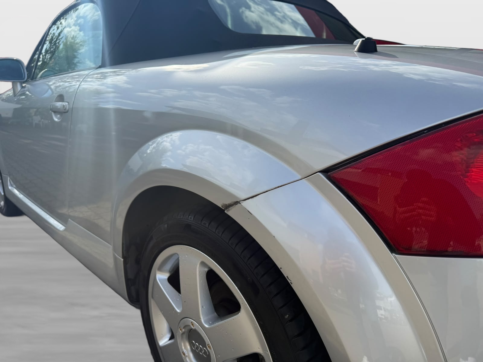 AUDI TT Roadster 1.8 T-image-8