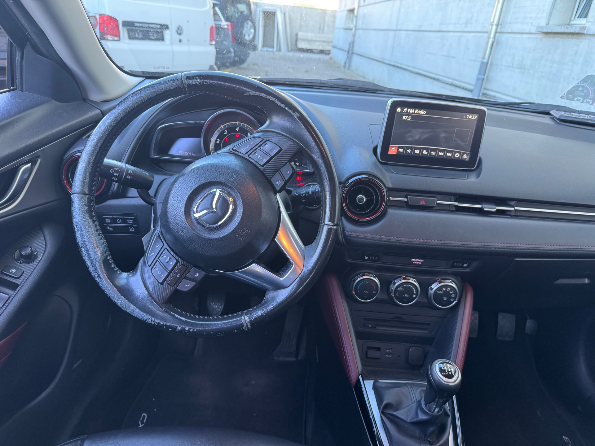 MAZDA CX-3 1.5 D Revolution AWD-image-6