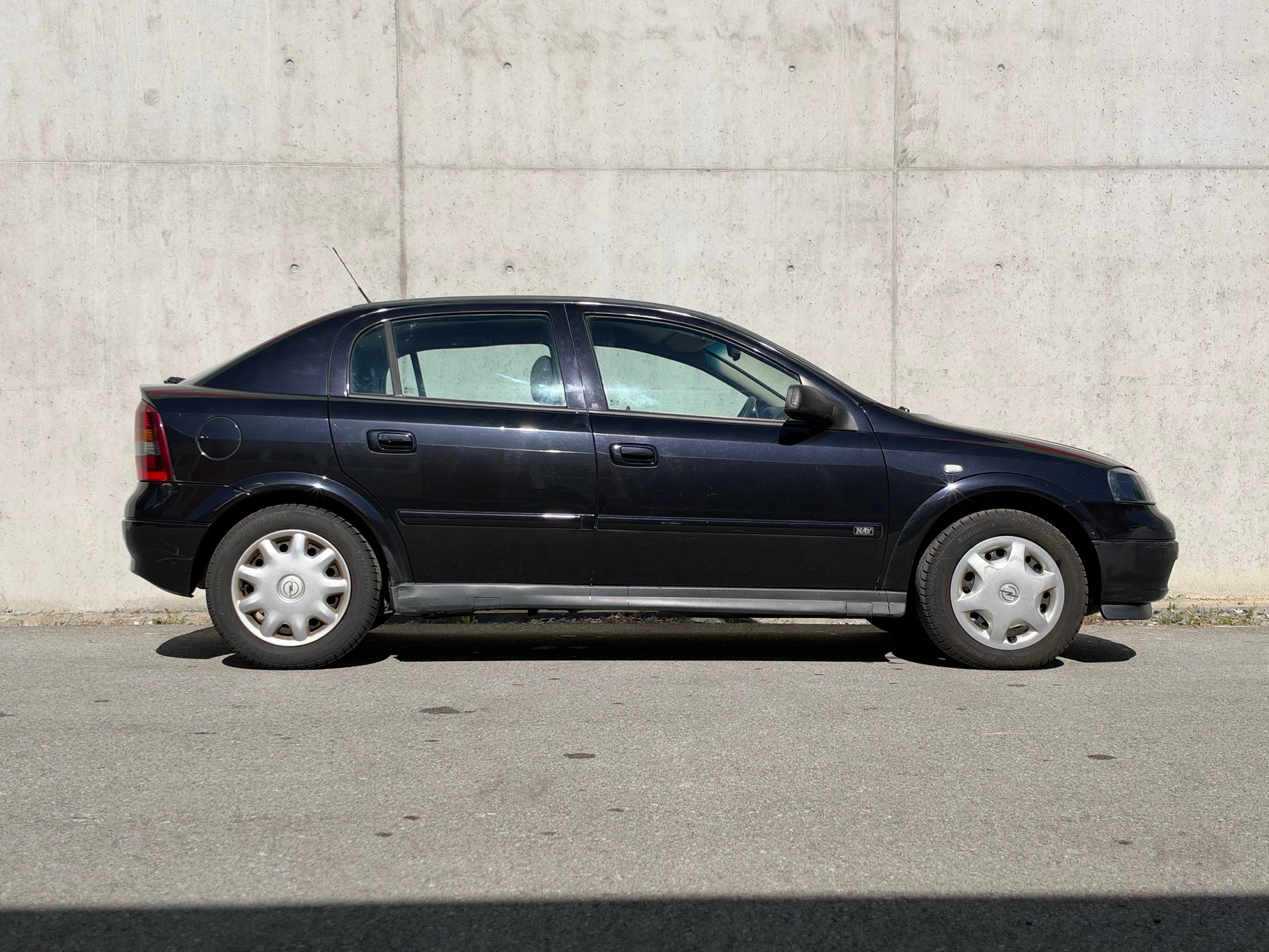OPEL Astra 1.8i 16V Elegance-image-4