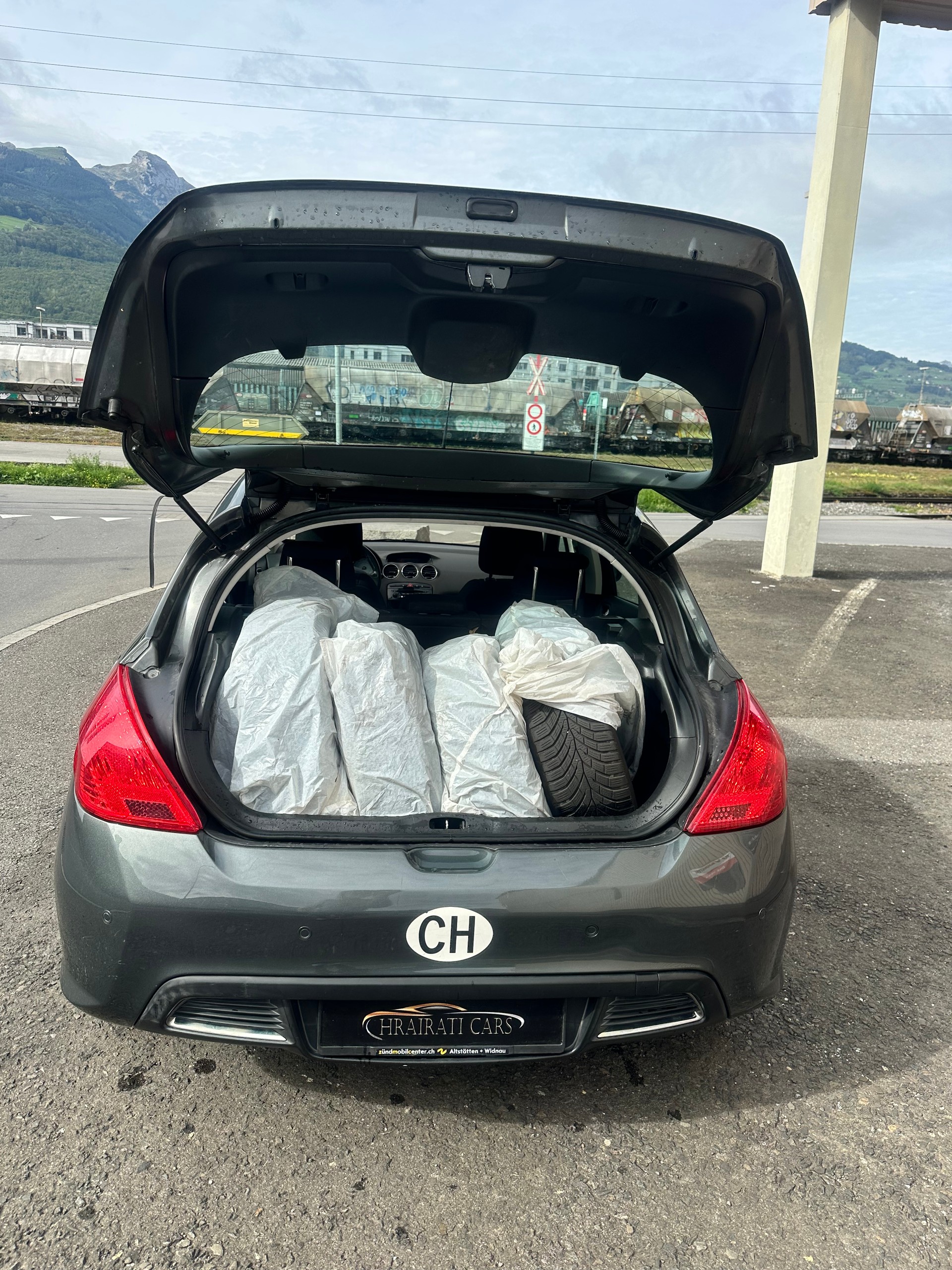 PEUGEOT 308 1.6 16V Turbo Allure-image-6