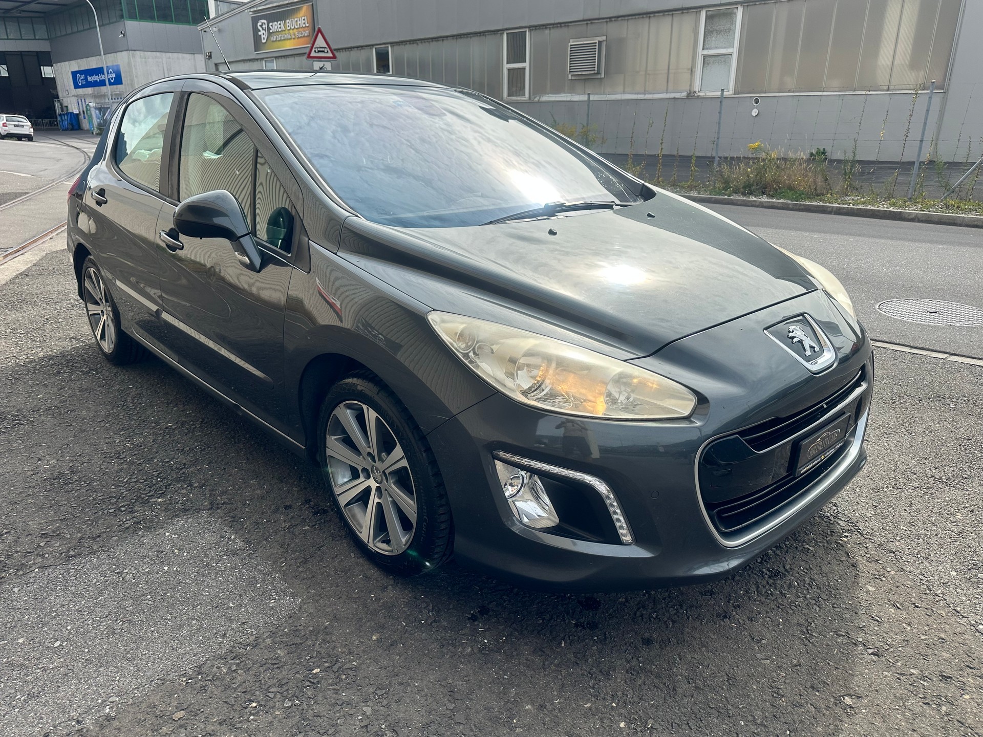 PEUGEOT 308 1.6 16V Turbo Allure-image-1
