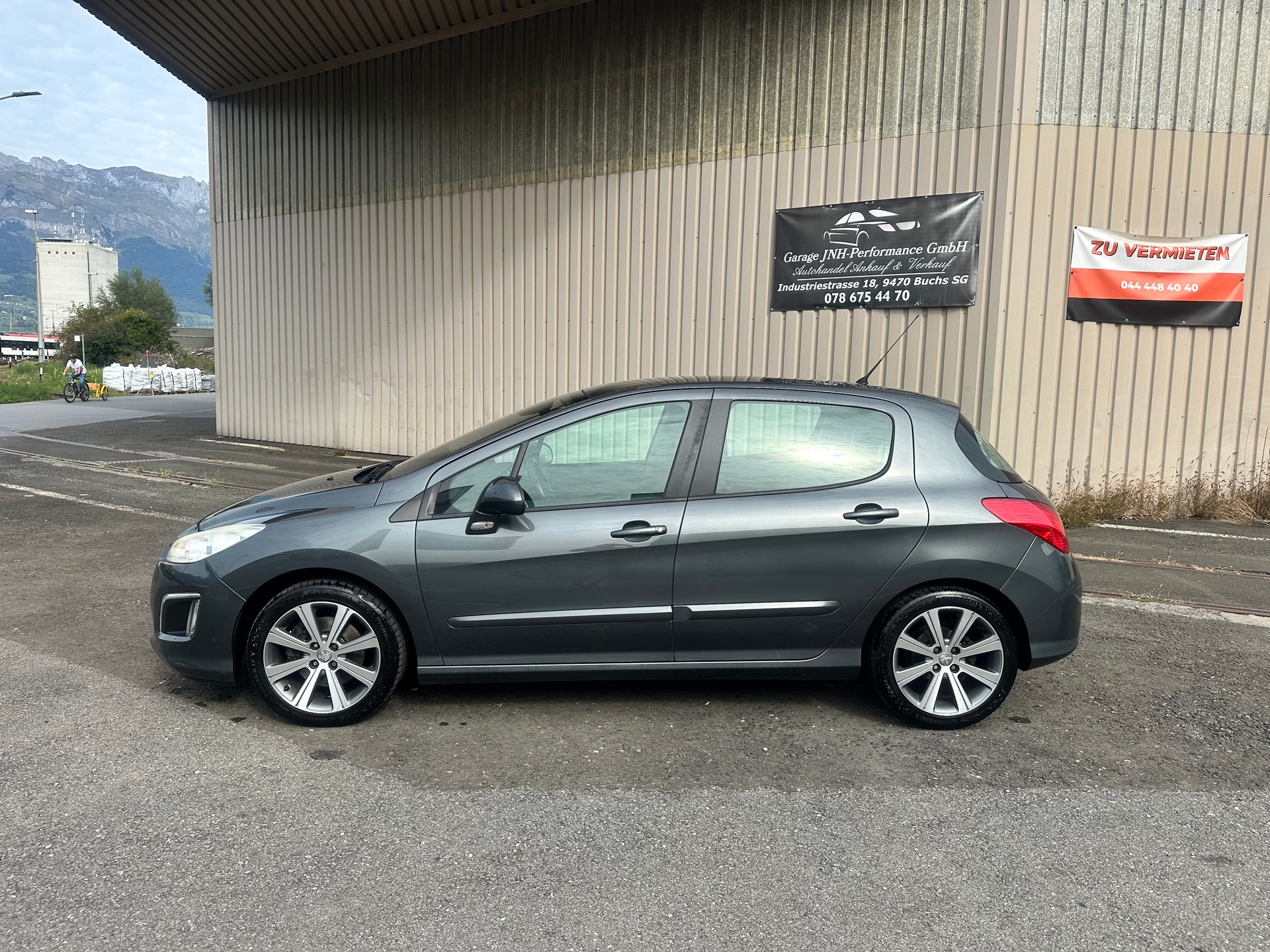 PEUGEOT 308 1.6 16V Turbo Allure-image-3