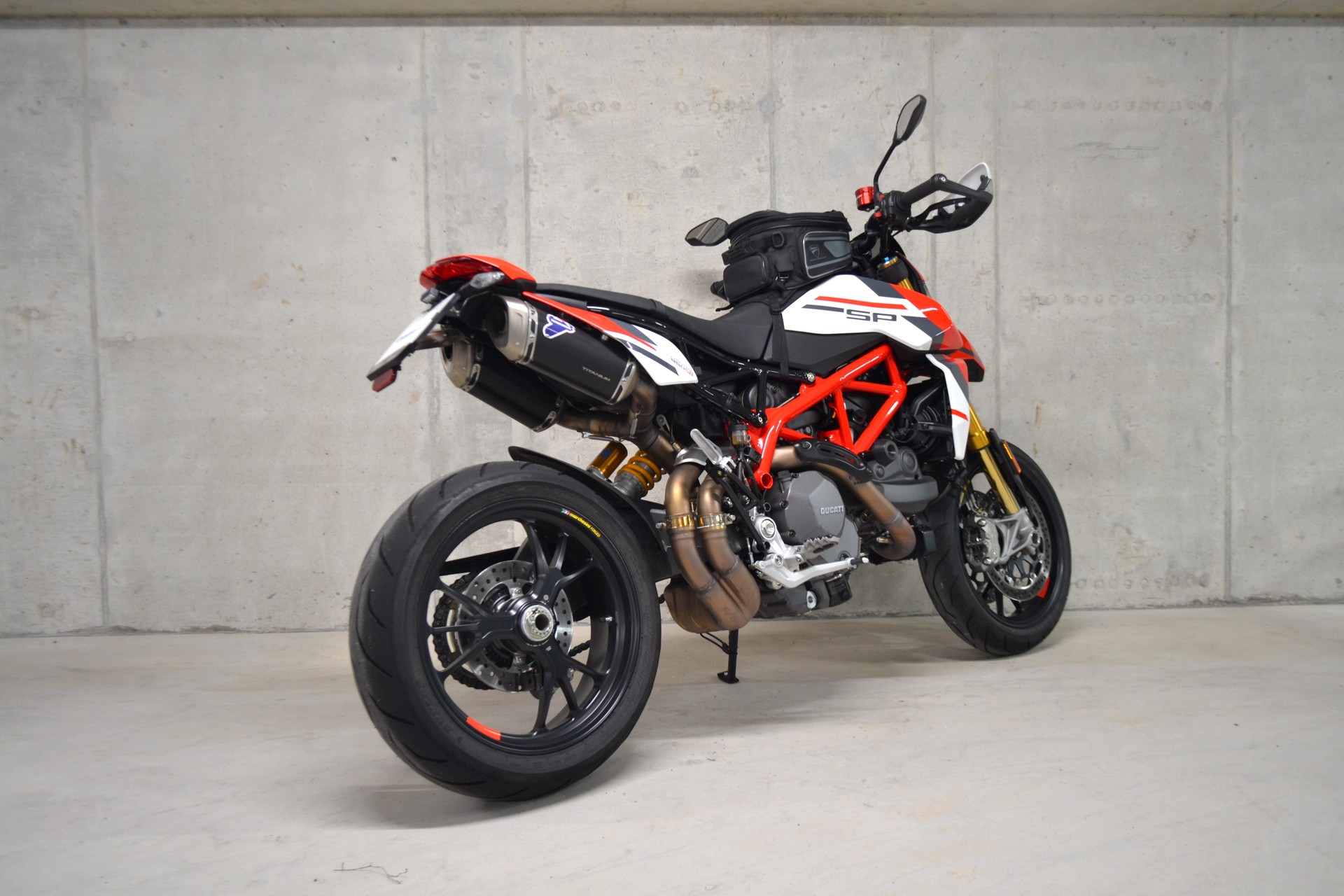 DUCATI Hypermotard 950 SP-showroom-element-3