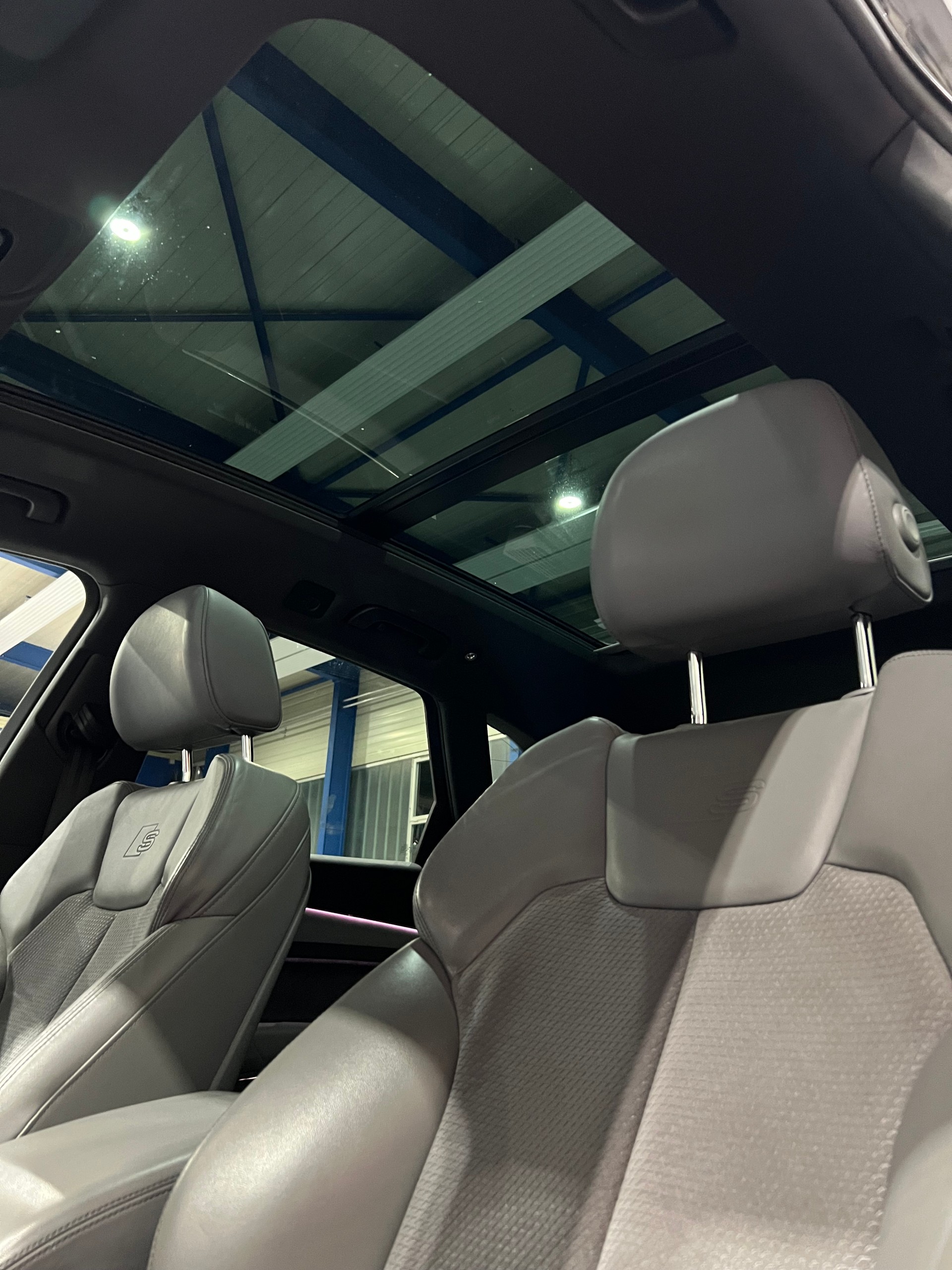 AUDI SQ5 3.0 TFSI qu**Matrix,Panodach,CH Auslieferung,Frisch ab MFK**-image-9
