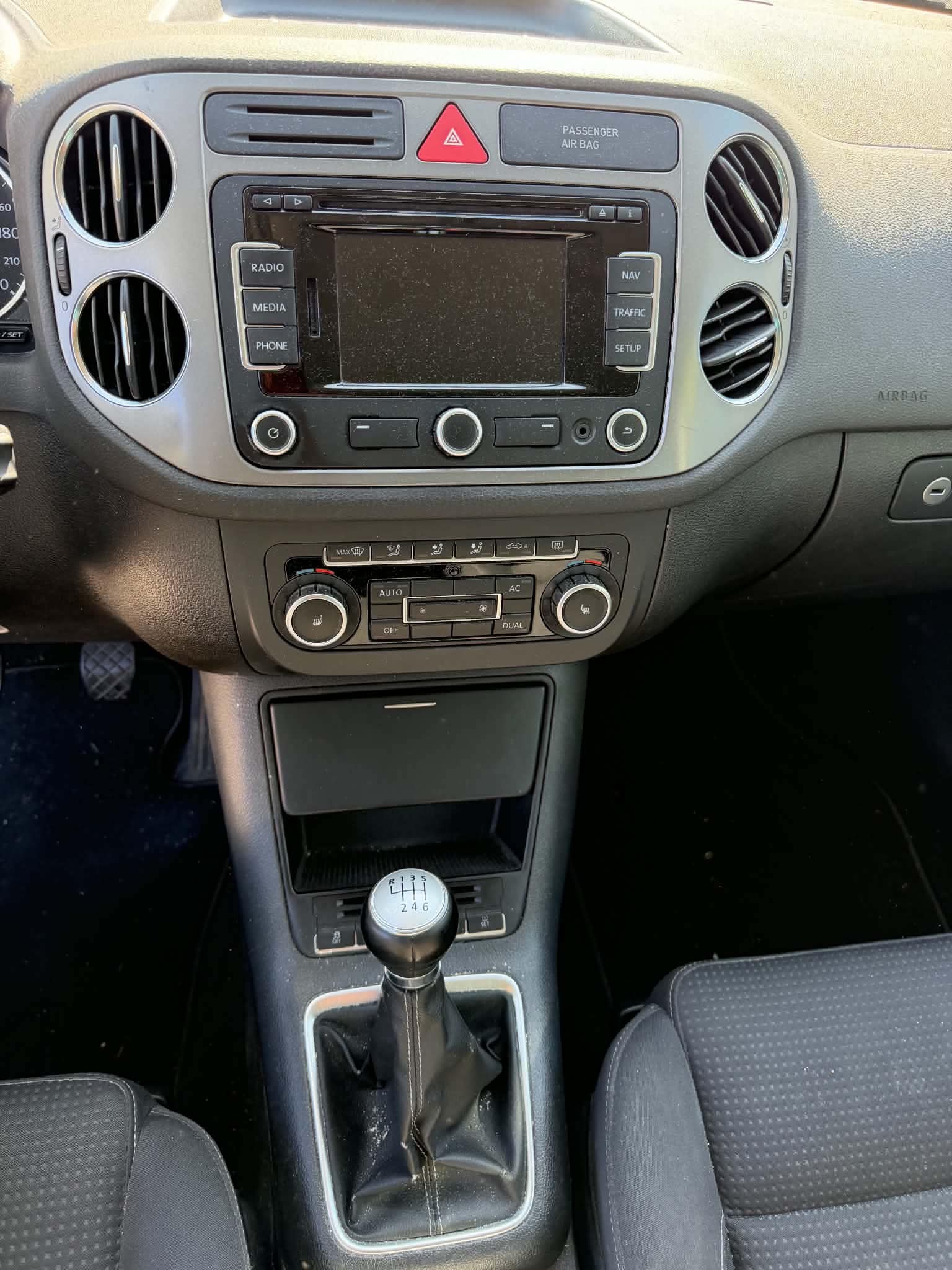 VW Tiguan 2.0 TDI Trend&Fun Tiptronic-image-2