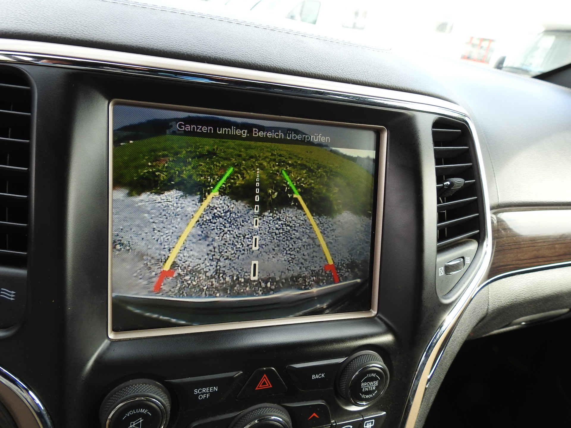 JEEP Grand Cherokee 3.0 CRD Overland Automatic-image-24