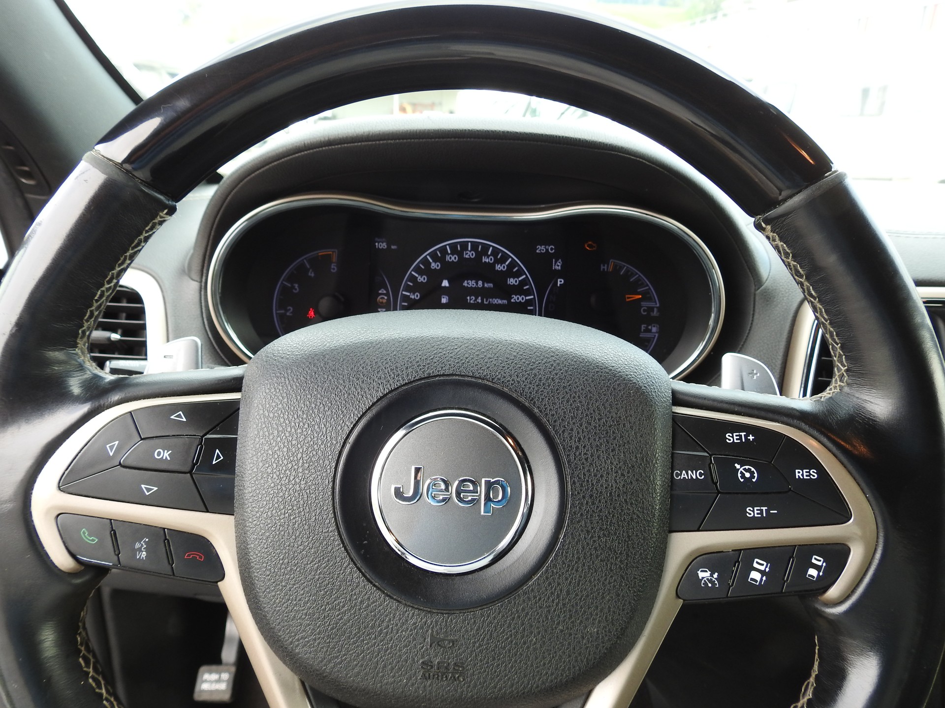 JEEP Grand Cherokee 3.0 CRD Overland Automatic-image-29