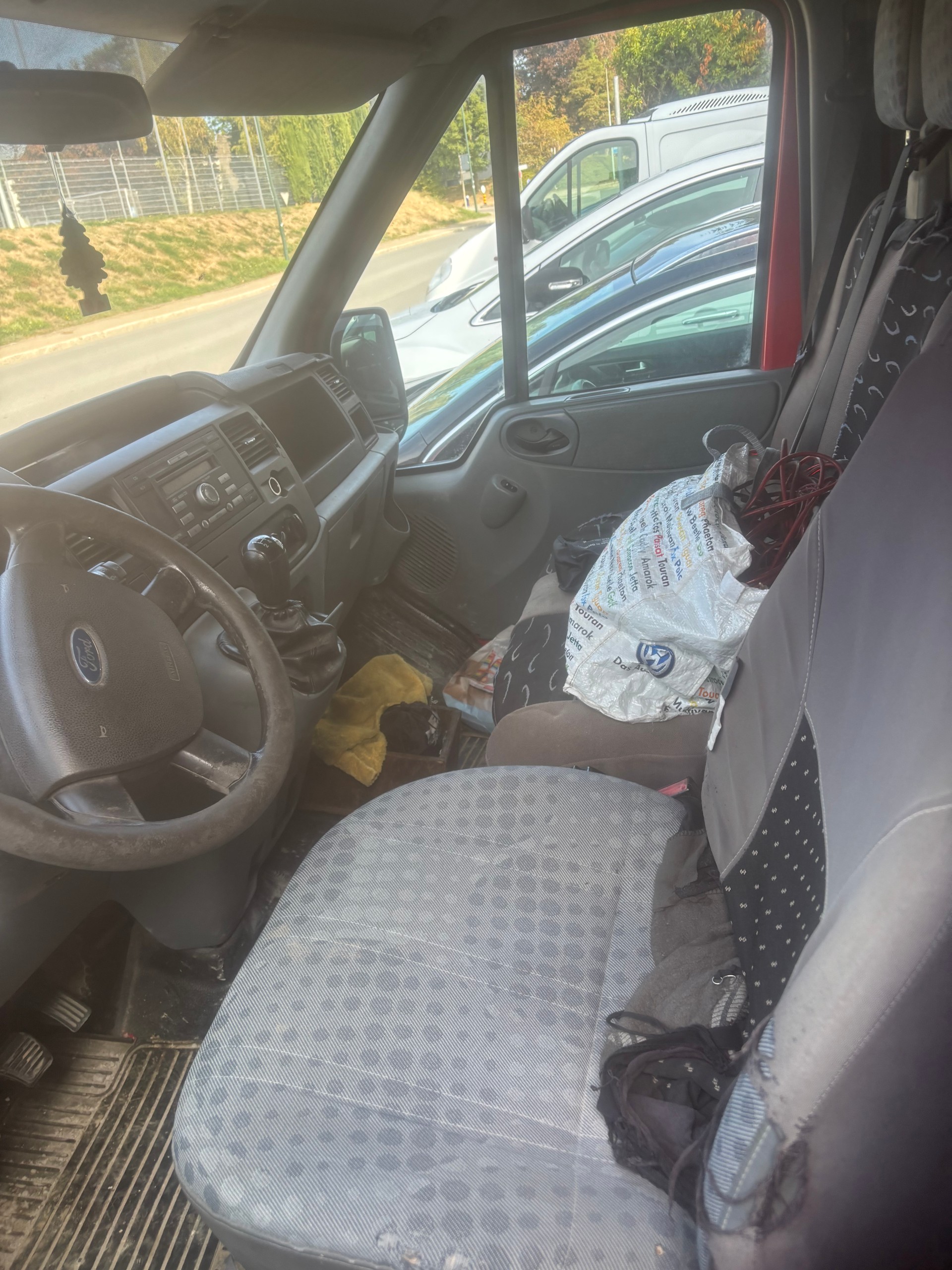 FORD Transit 2.2 TDCi 260 S Trend-image-5