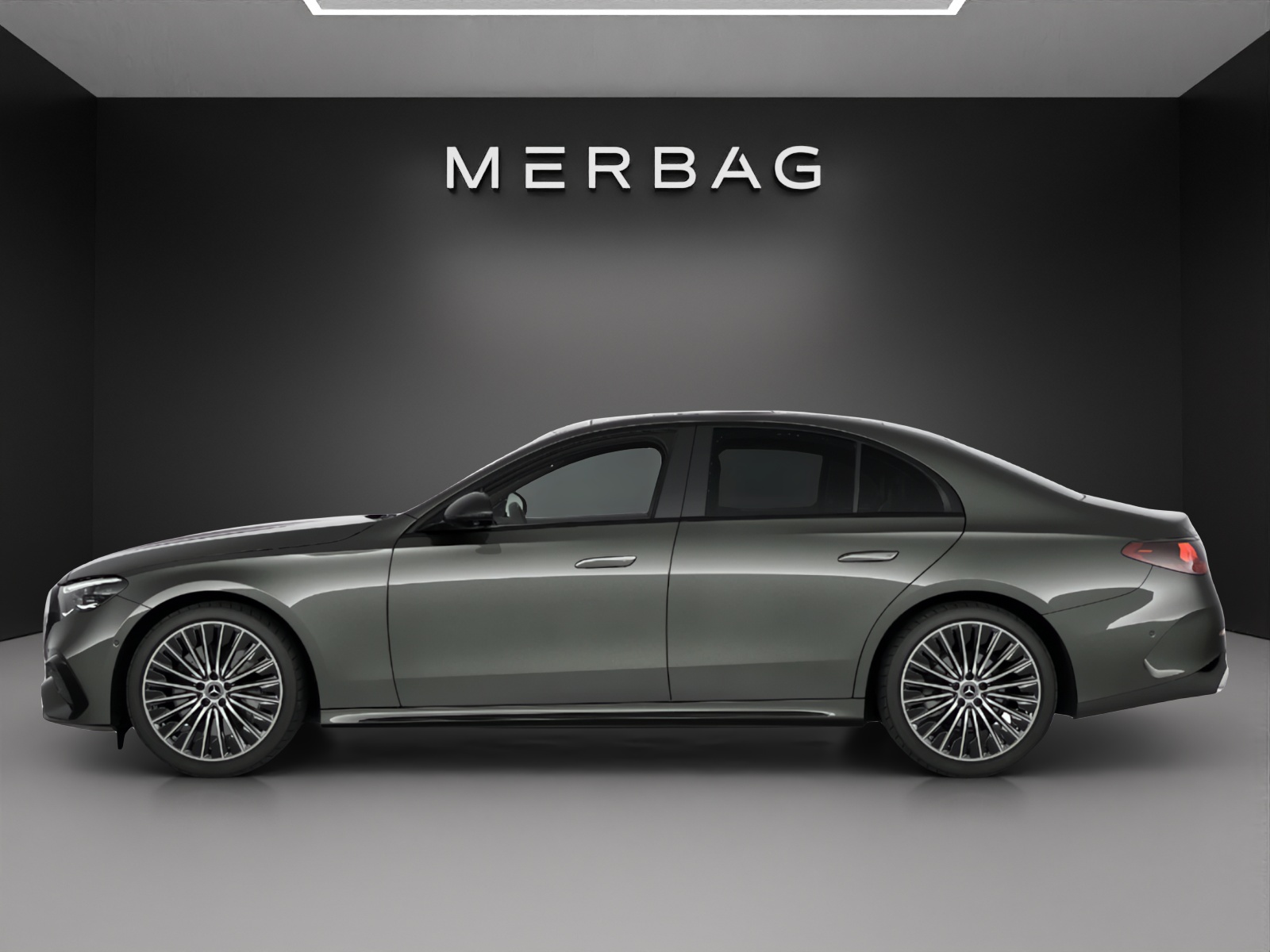 MERCEDES-BENZ E 220 d 4Matic 9G-Tronic-image-2