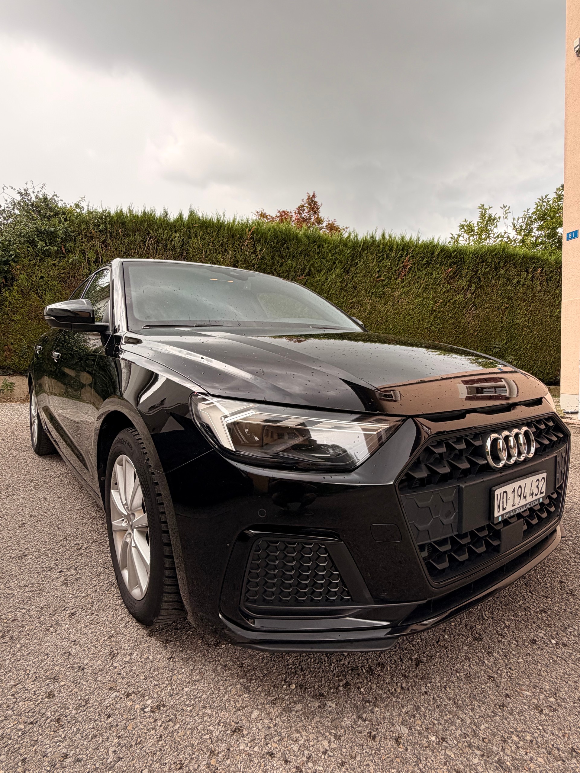 AUDI 1.0 30 TFSI Advanced Attraction S-Tronic-image-1