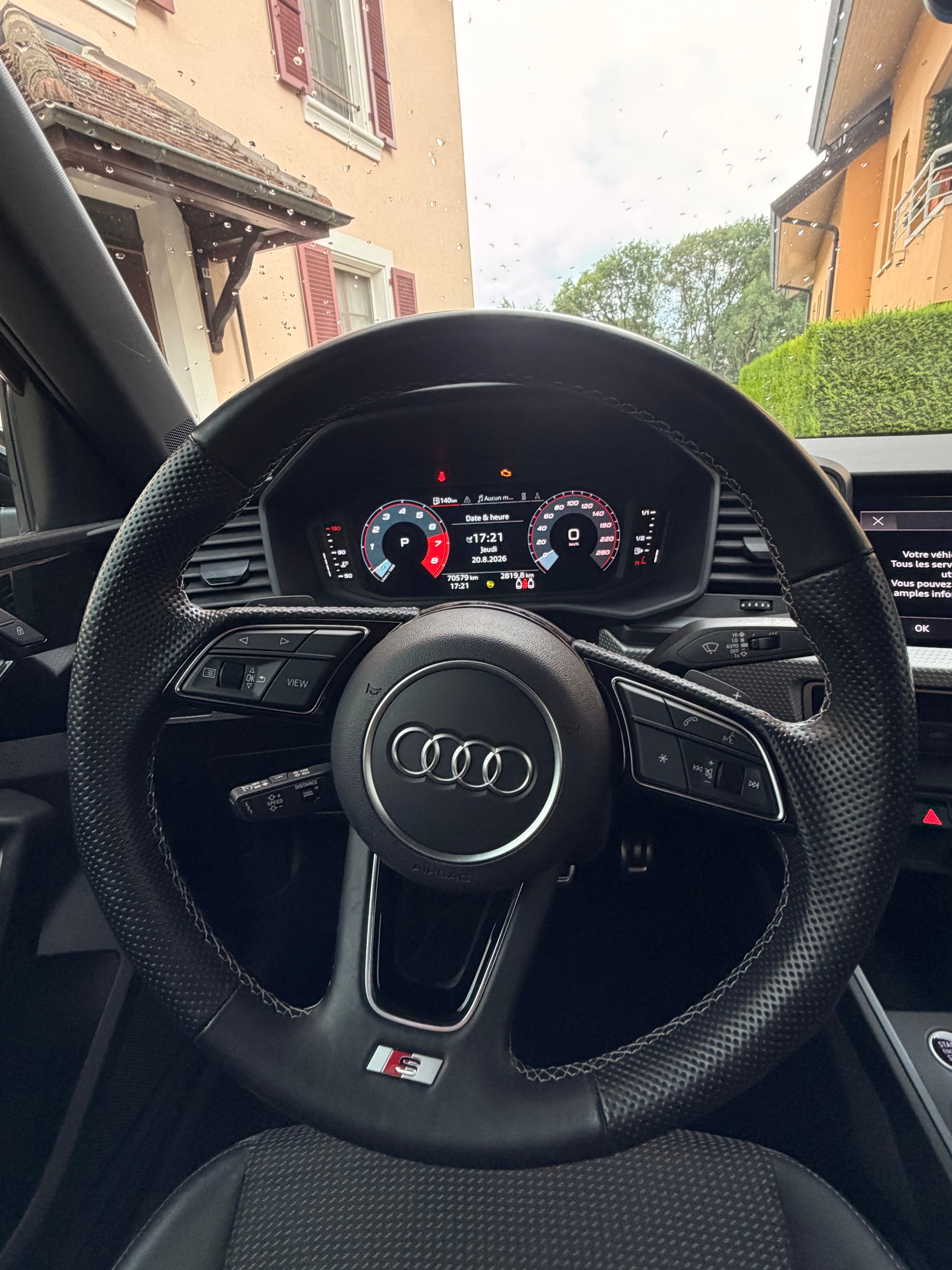 AUDI 1.0 30 TFSI Advanced Attraction S-Tronic-image-6