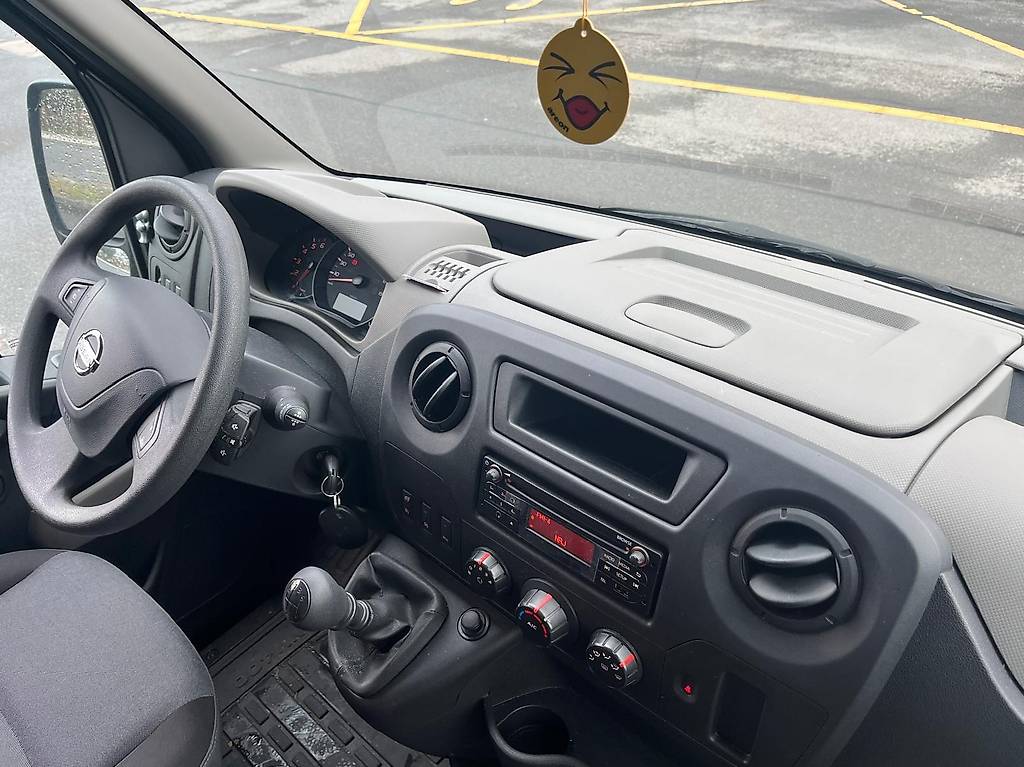 NISSAN NV400 F30.17 L1H1 FWD Premium 9-Sitzer / 9 places-image-4