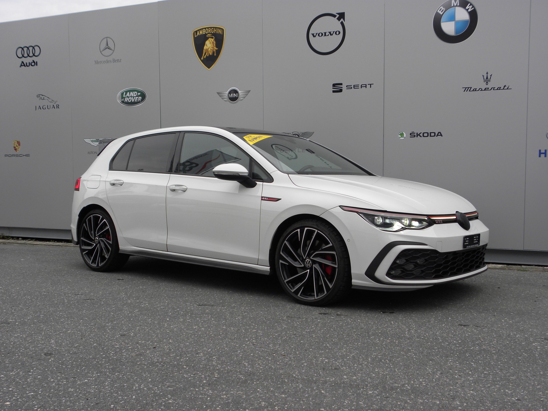 VW Golf 2.0 TSI GTI DSG-image-2