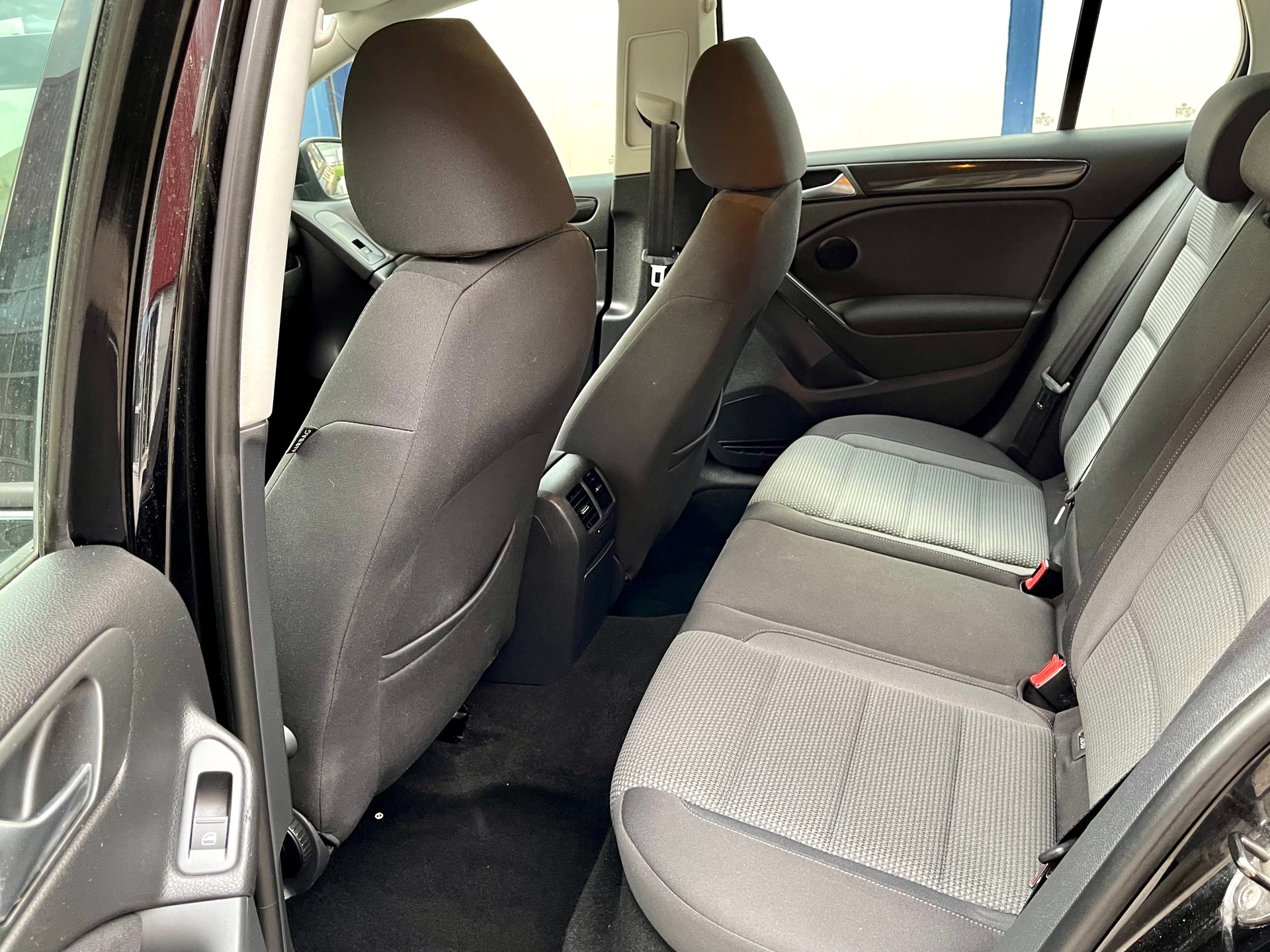 VW Golf 1.6 TDI Comfortline-image-5
