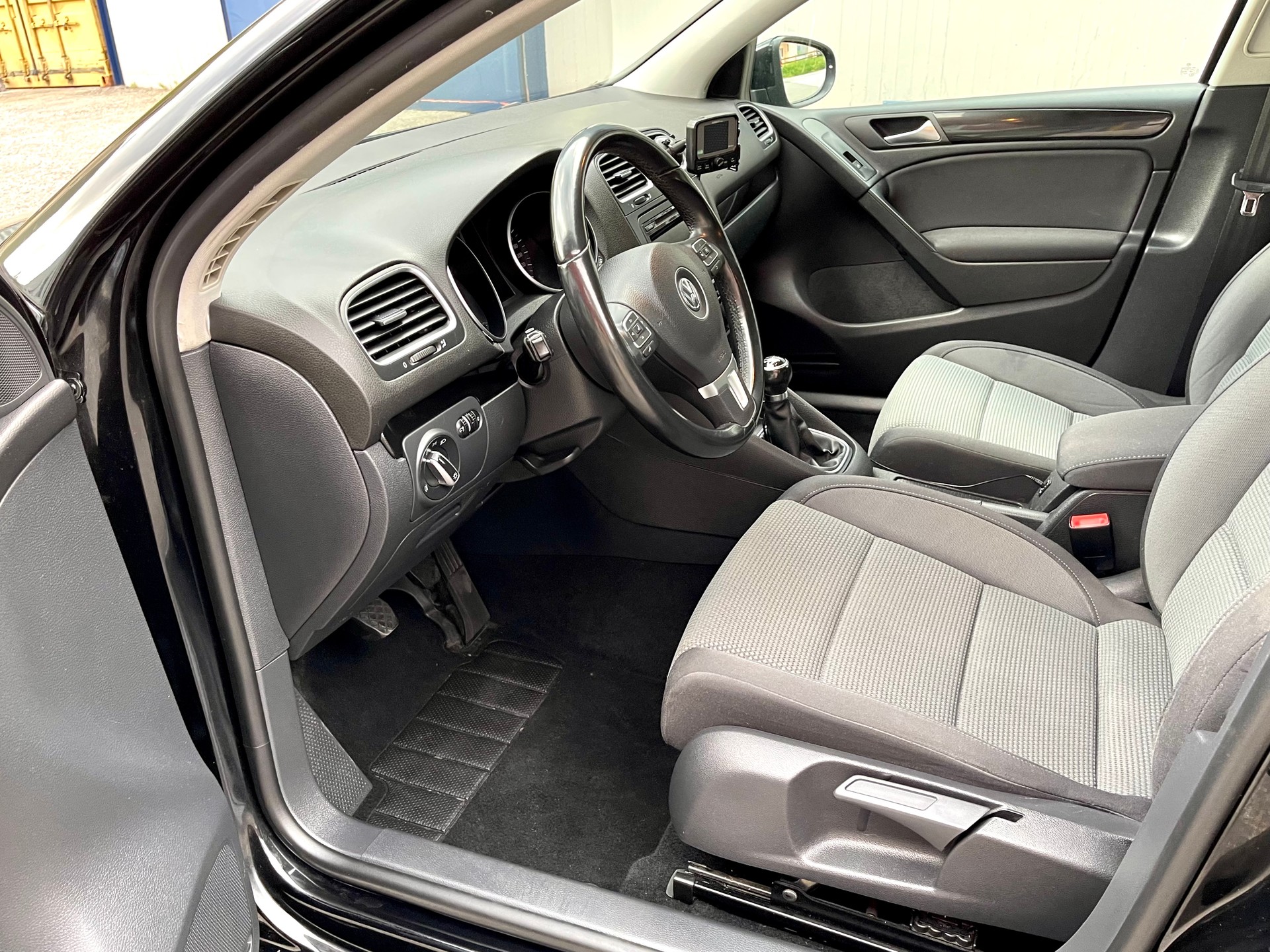 VW Golf 1.6 TDI Comfortline-image-25