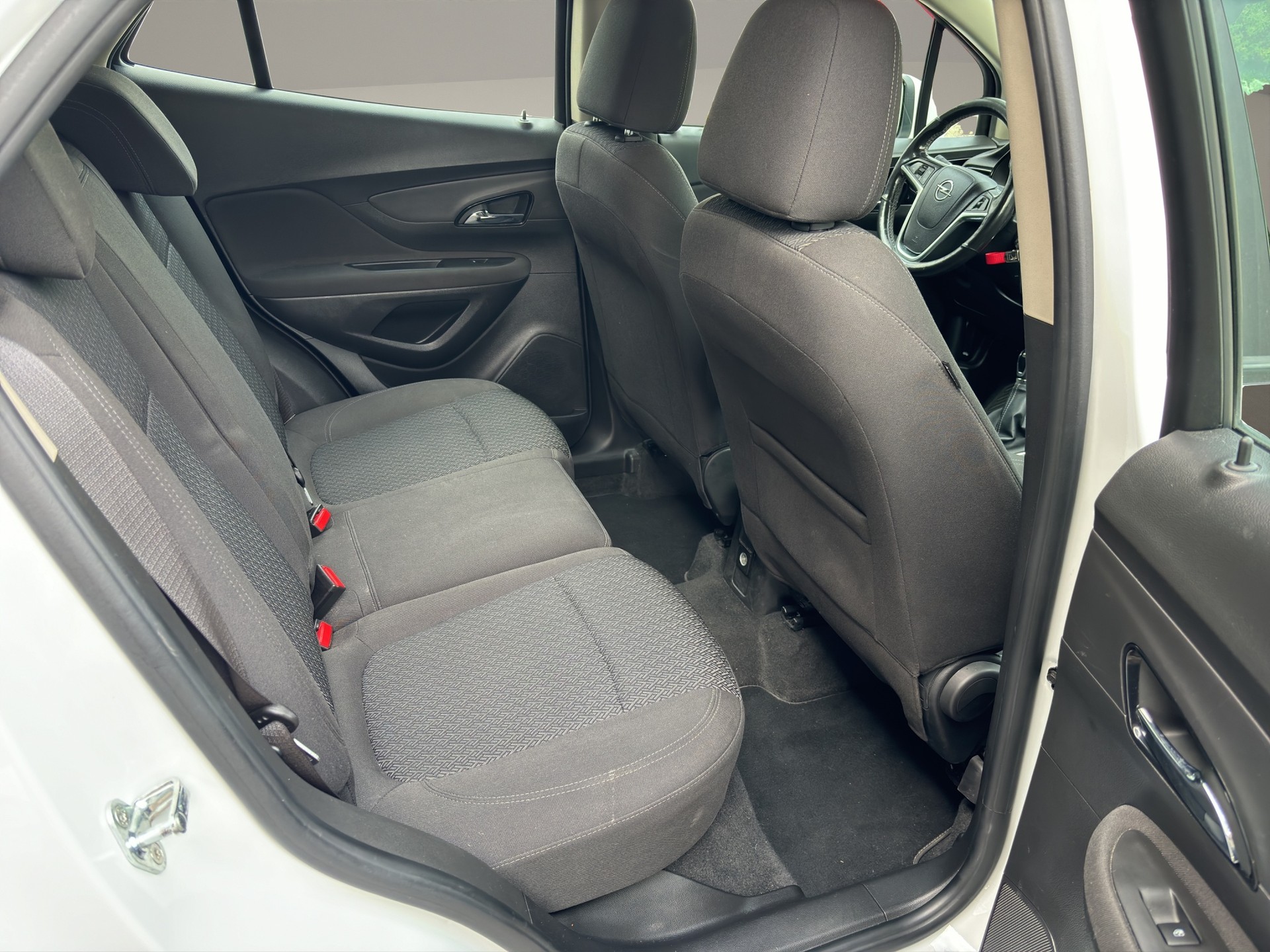 OPEL Mokka 1.6 CDTi Enjoy 2WD-image-18
