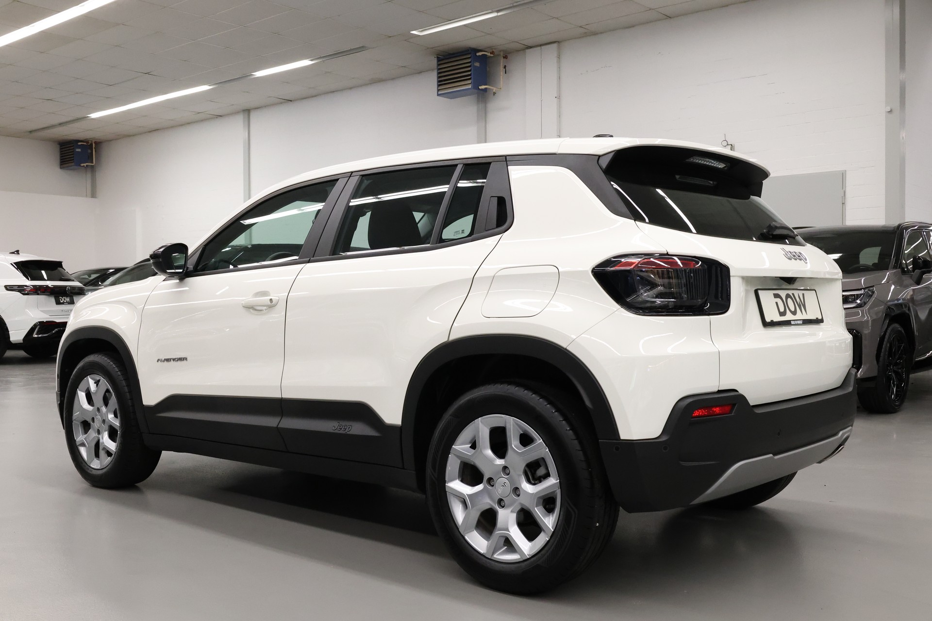 JEEP Avenger 1.2 Turbo Altitude-image-8