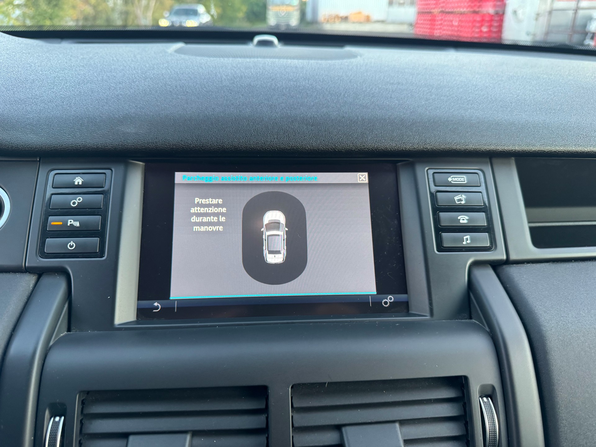 LAND ROVER Discovery Sport 2.0 TD4 HSE AT9-image-23