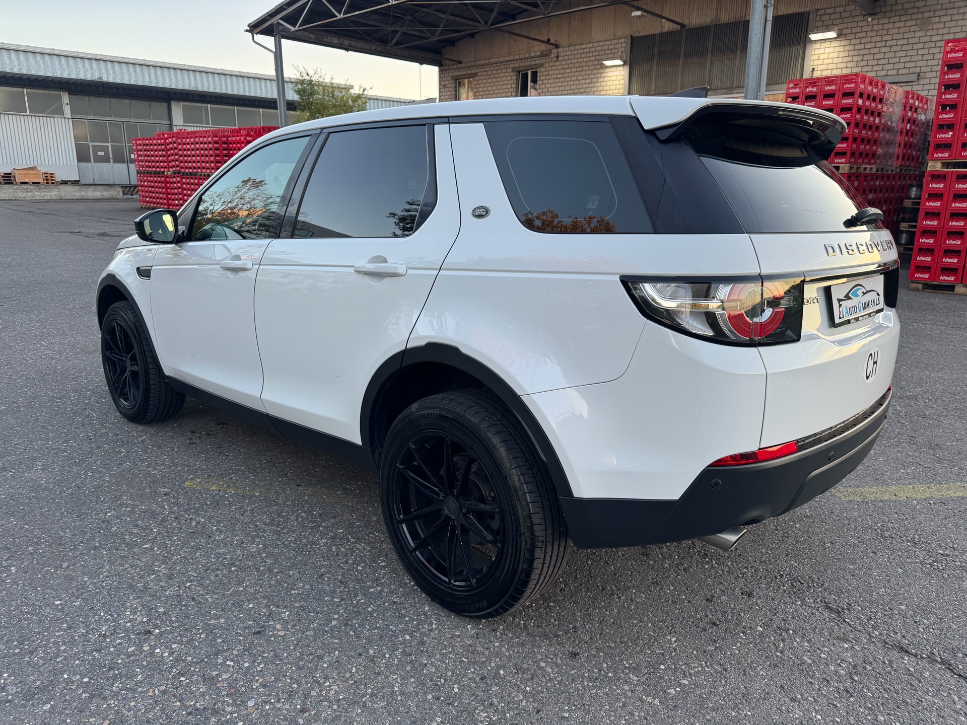LAND ROVER Discovery Sport 2.0 TD4 HSE AT9-image-4