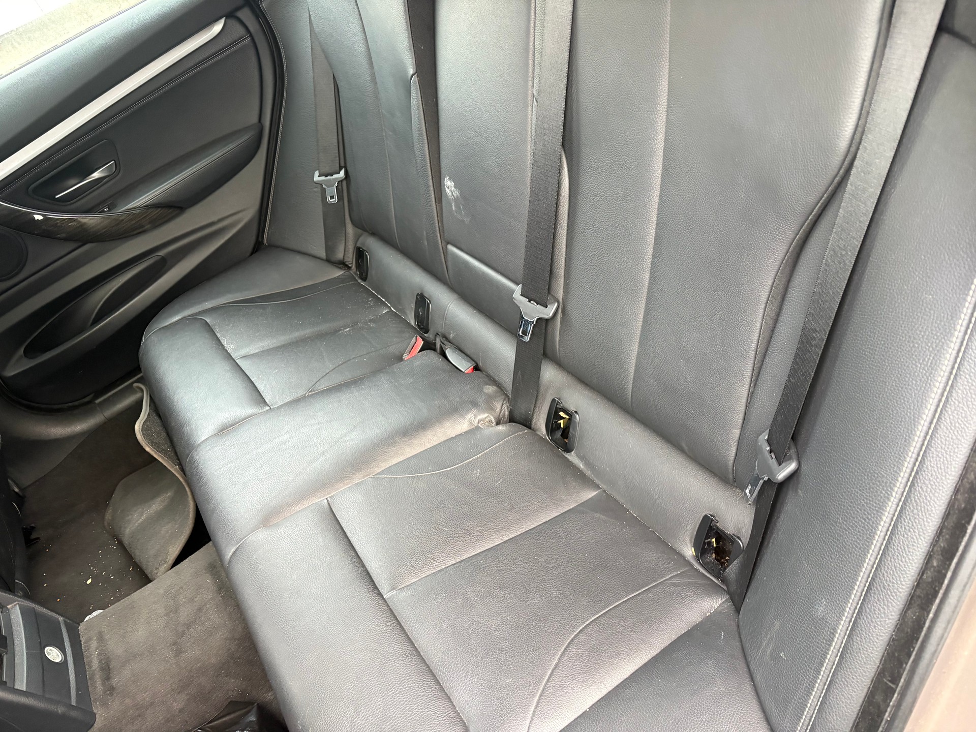BMW 320d GT Luxury Line Steptronic-image-9