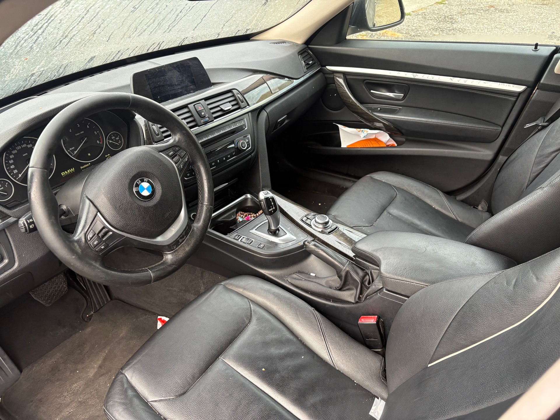BMW 320d GT Luxury Line Steptronic-image-13