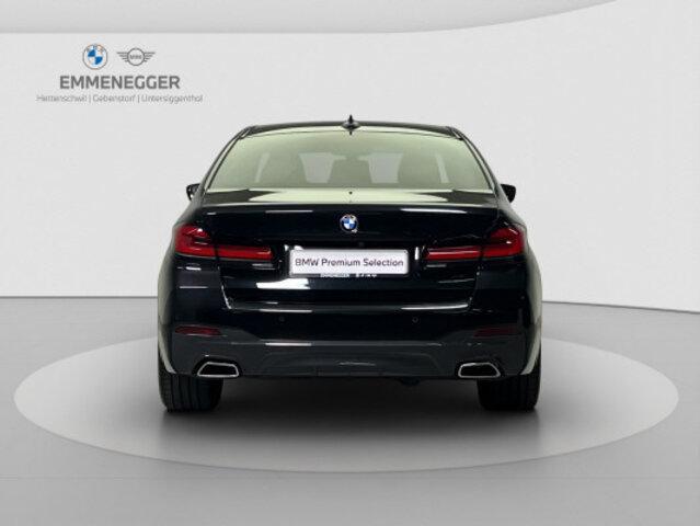 BMW 5er Reihe G30 520d xDrive paddles-image-6