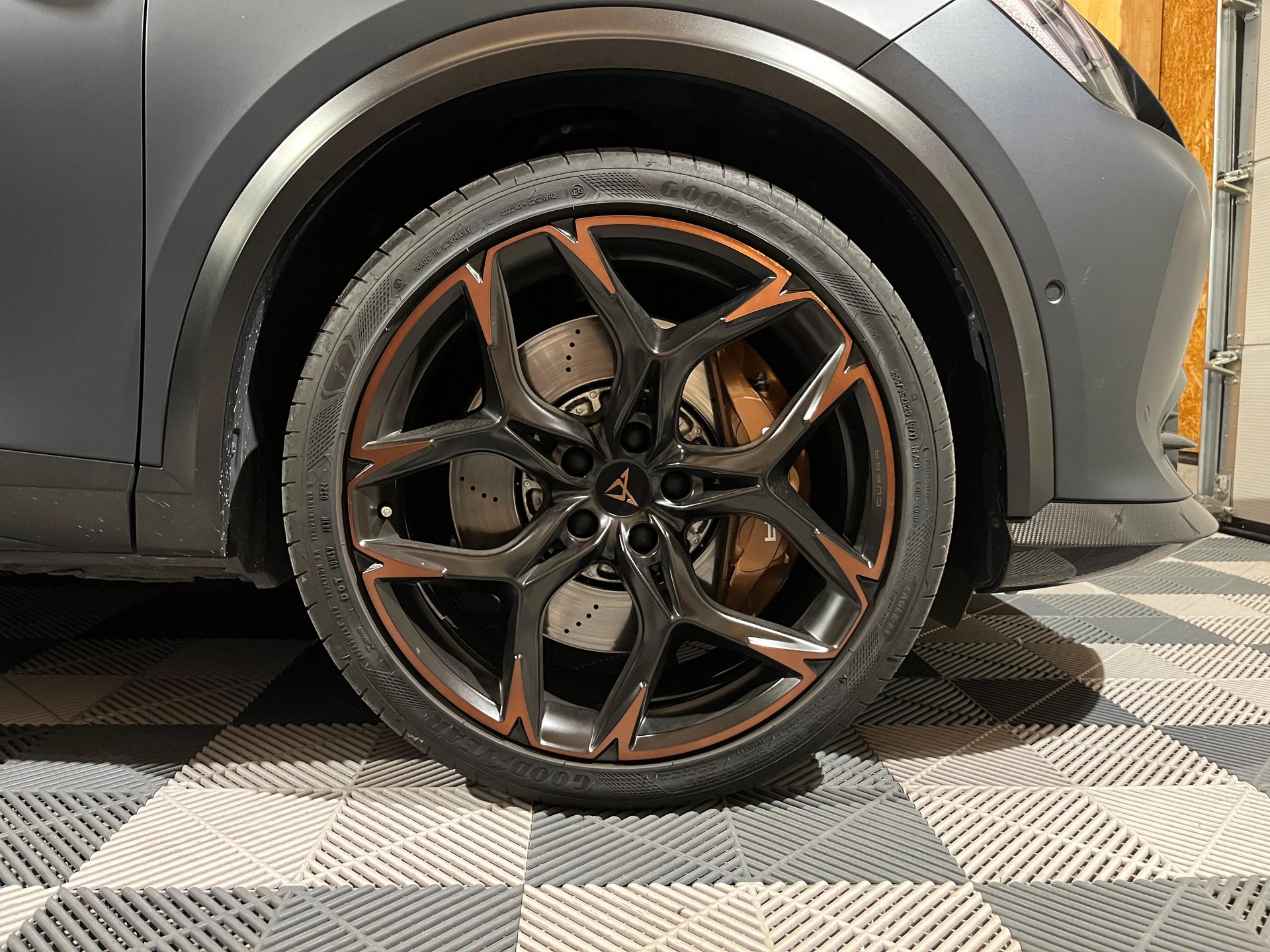 CUPRA Formentor 2.5TSI VZ5 390cv 4Drive DSG-image-19