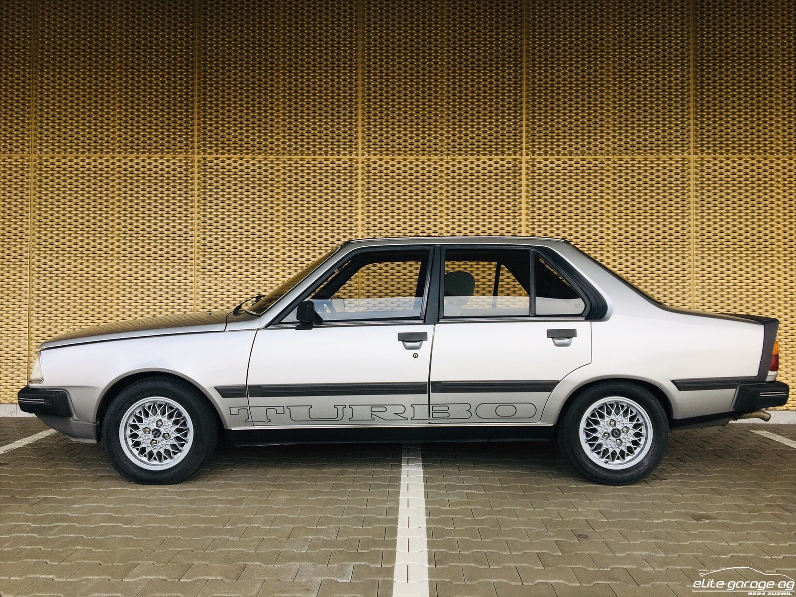 RENAULT R18 1600 Turbo Injection-image-3