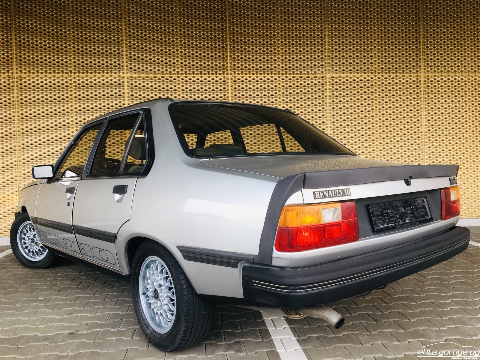 RENAULT R18 1600 Turbo Injection-image-7