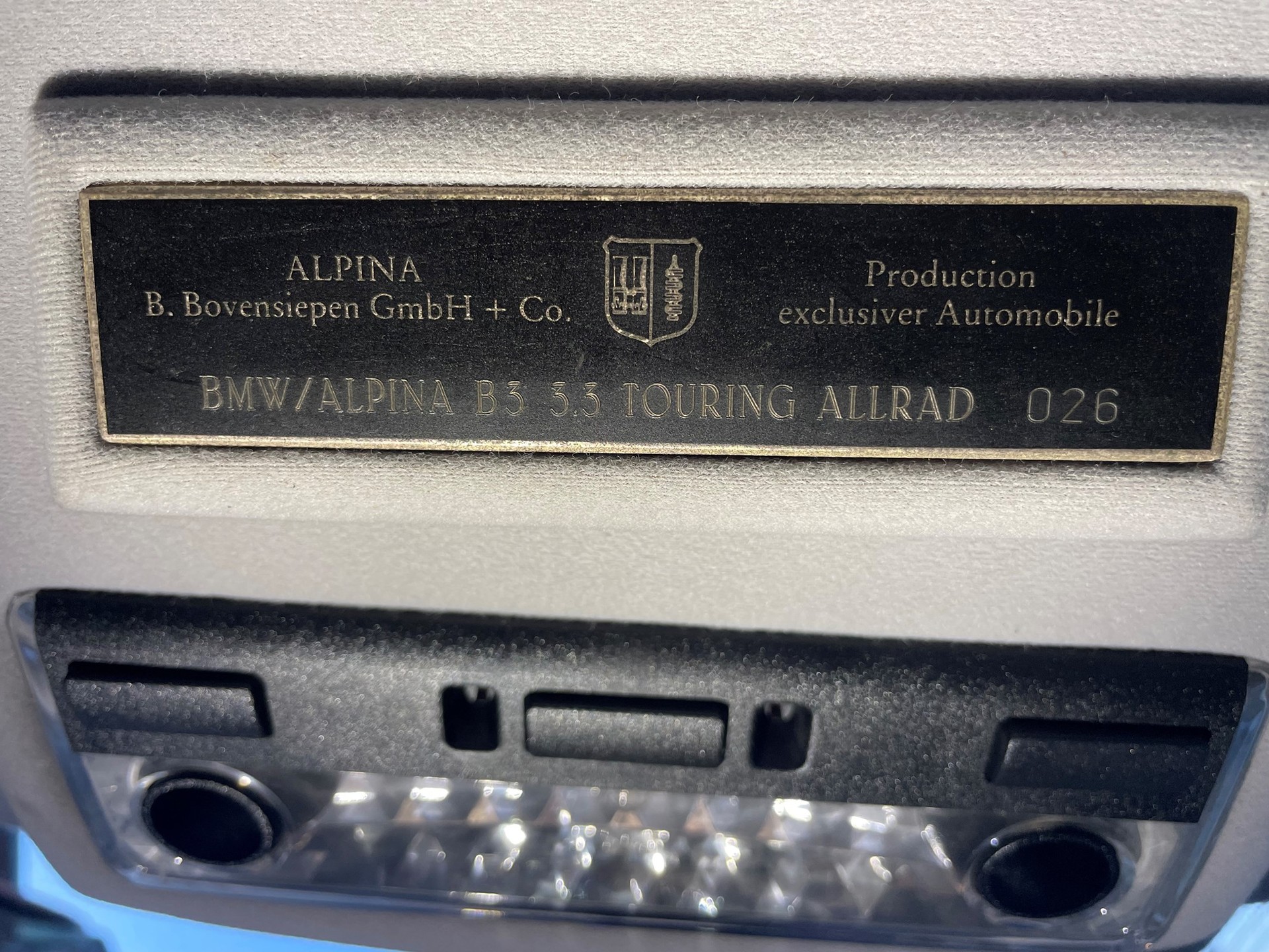 BMW-ALPINA B3 3.3 X Touring S.Tronic-image-3