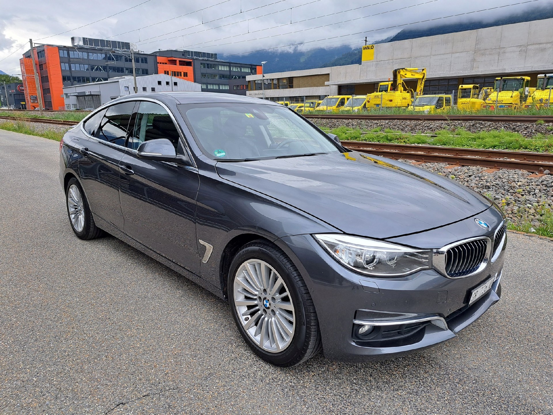 BMW 320d GT xDrive Luxury Line Steptronic-image-5