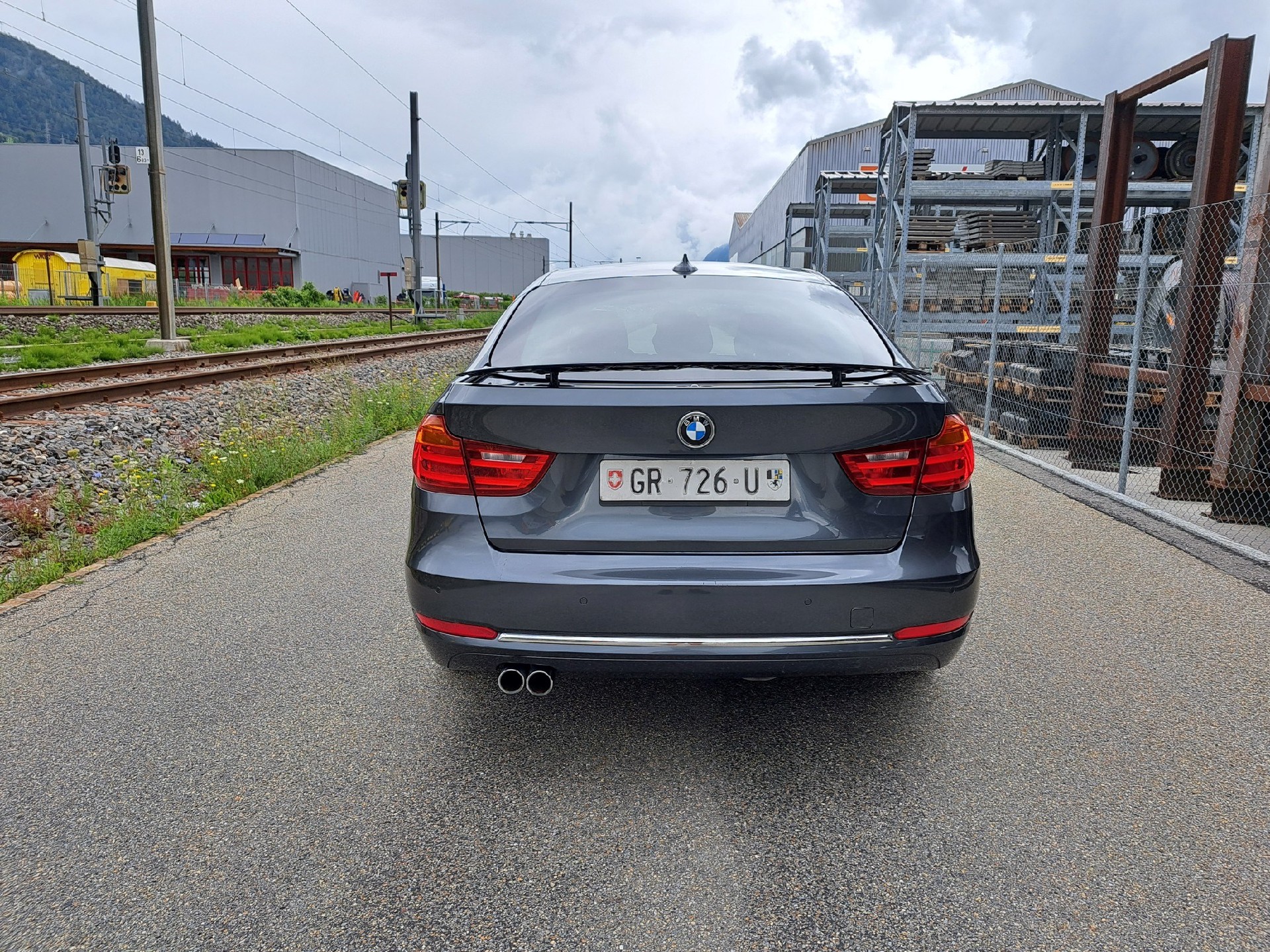 BMW 320d GT xDrive Luxury Line Steptronic-image-4