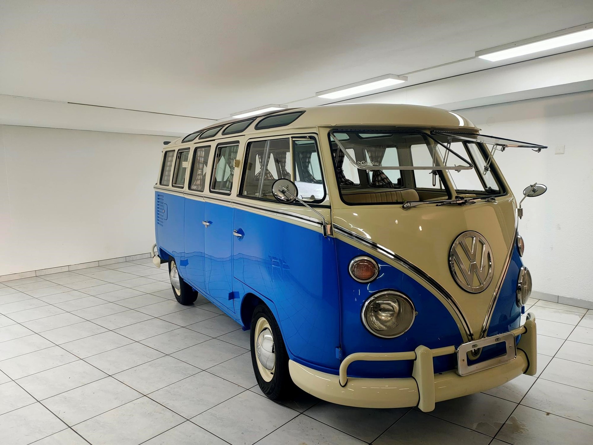 VW T1 Samba Brasil-image-0