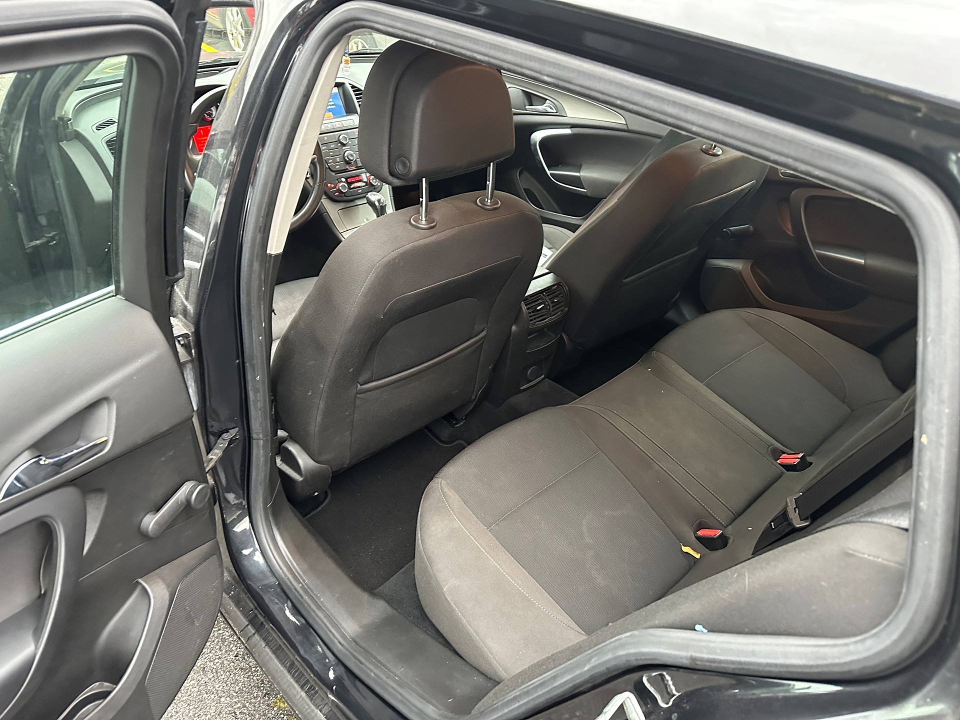 OPEL Insignia Sports Tourer 2.0 CDTI Cosmo Automatic-image-8