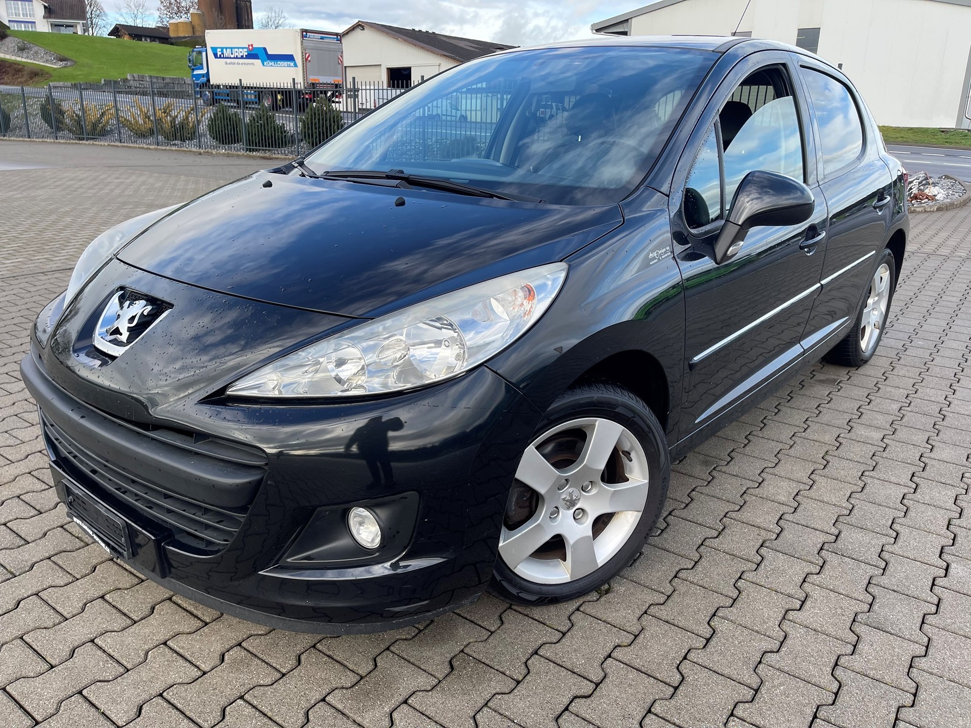 PEUGEOT 207 1.6 16V Allure-image-1