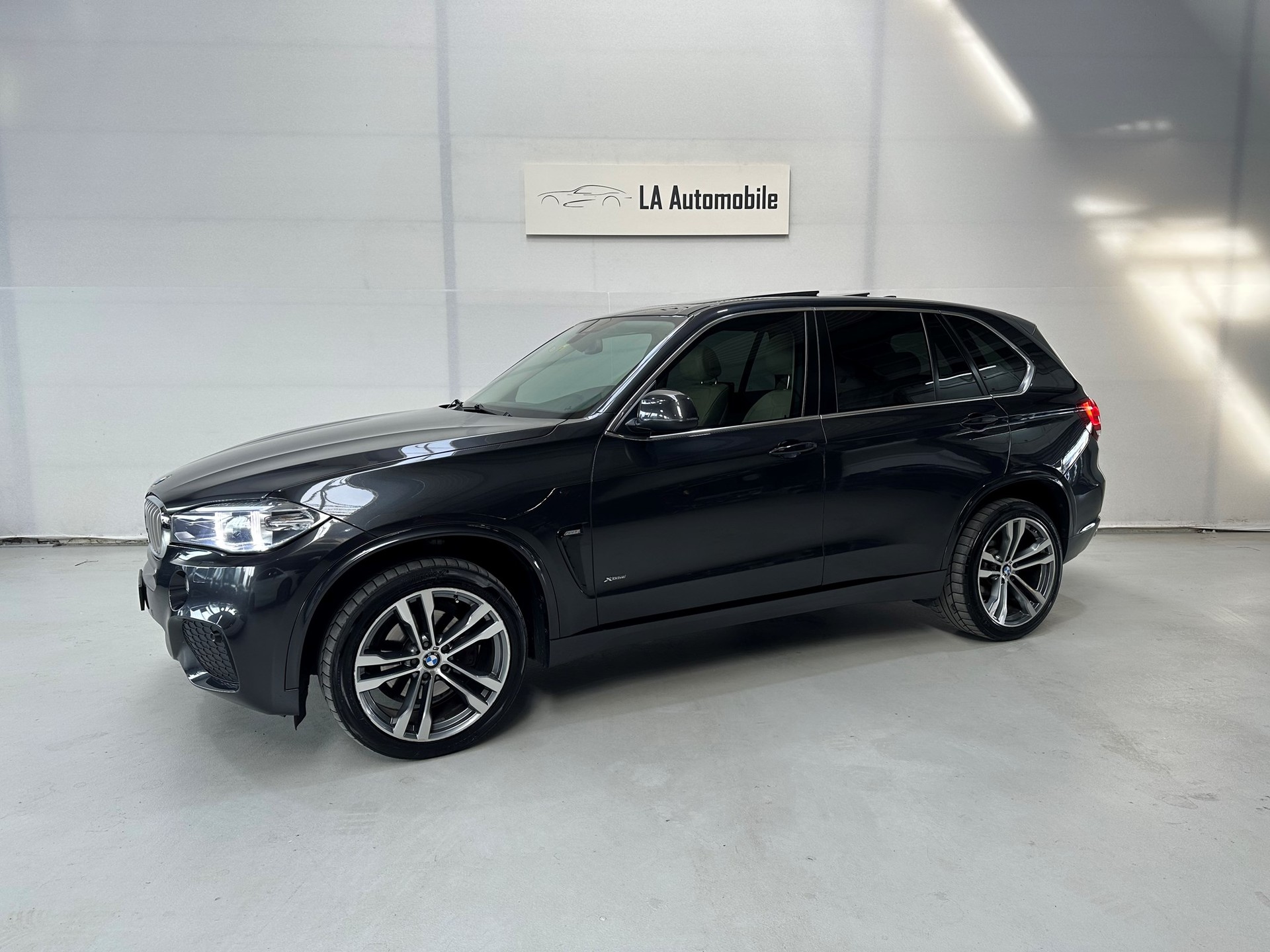 BMW X5 xDrive 30d M-Sport Steptronic-image-1